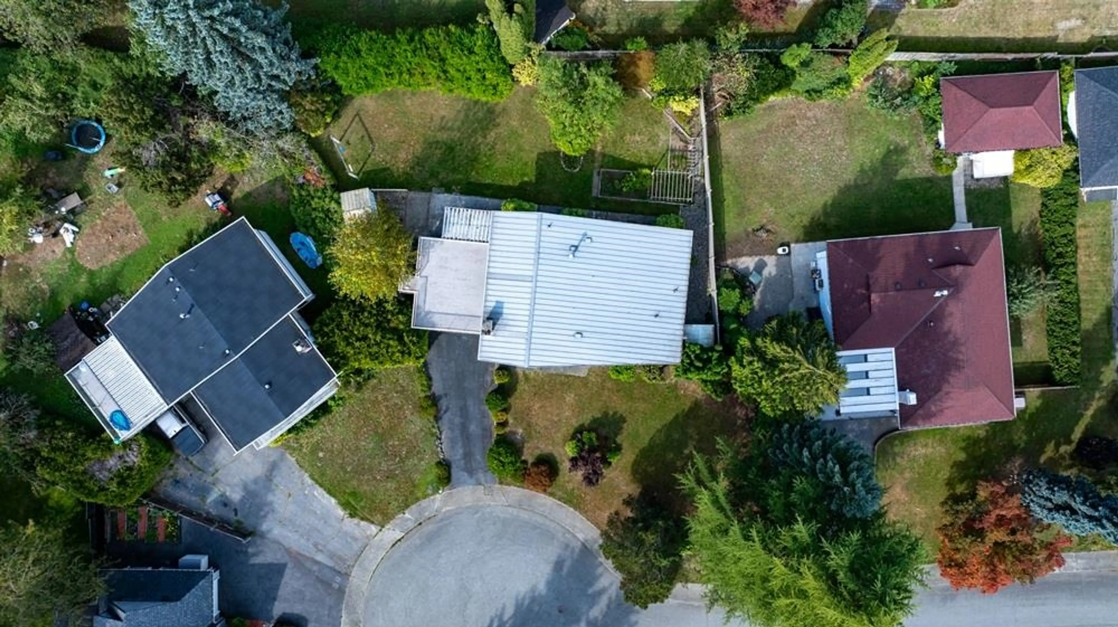 Property at 3345 CARDINAL DRIVE, Burnaby, BC