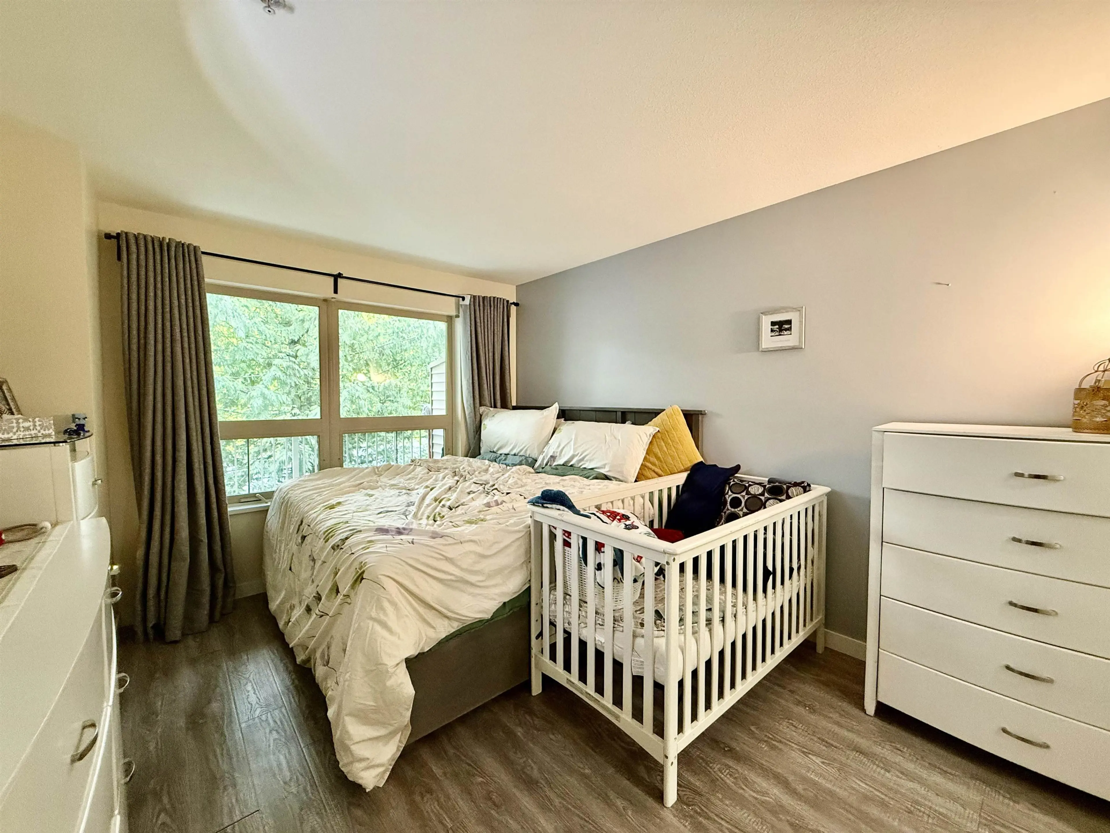 Property at #311 15220 GUILDFORD DRIVE, Surrey, BC