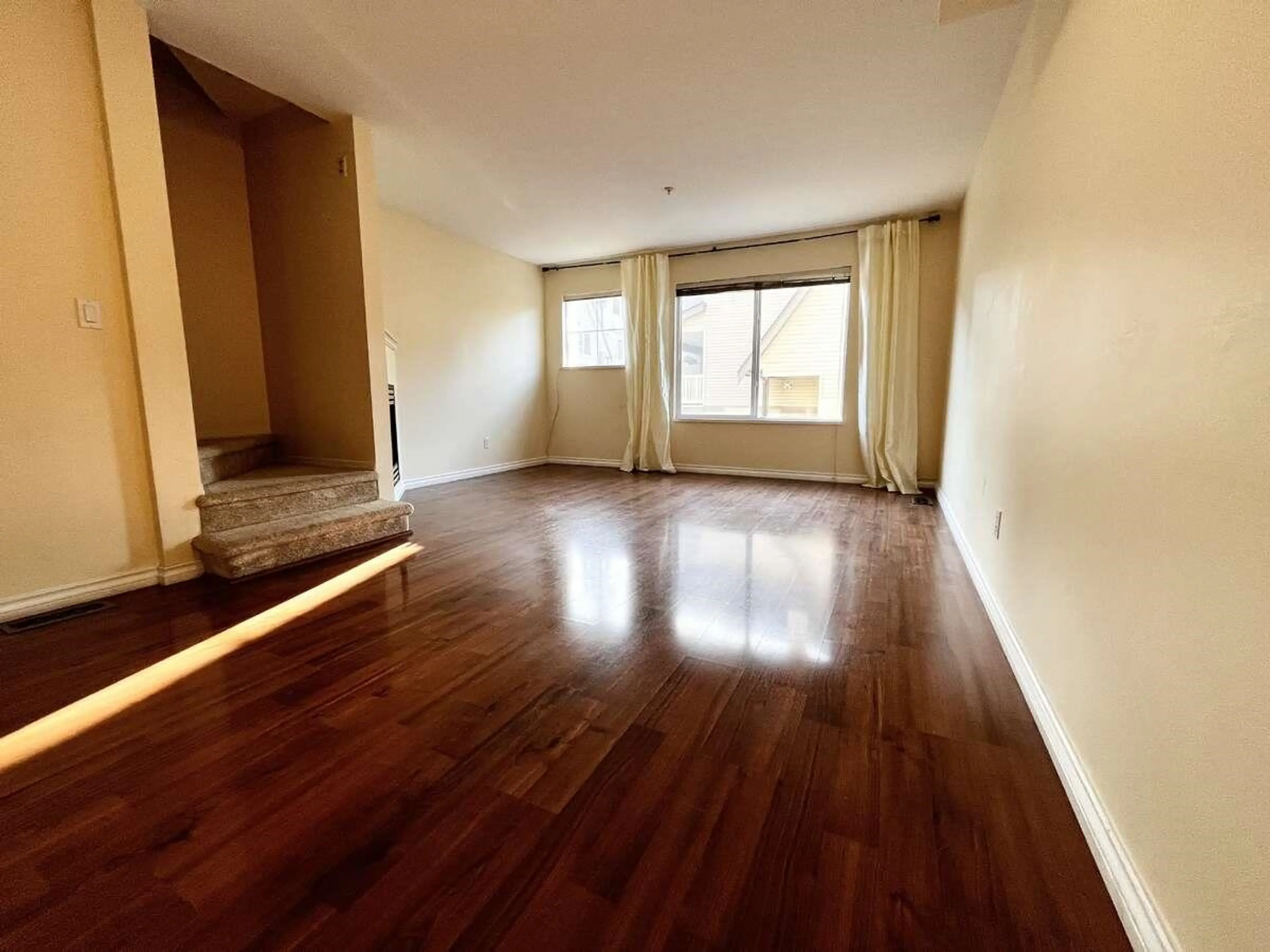 Property at #5 15355 26 AVENUE, Surrey, BC