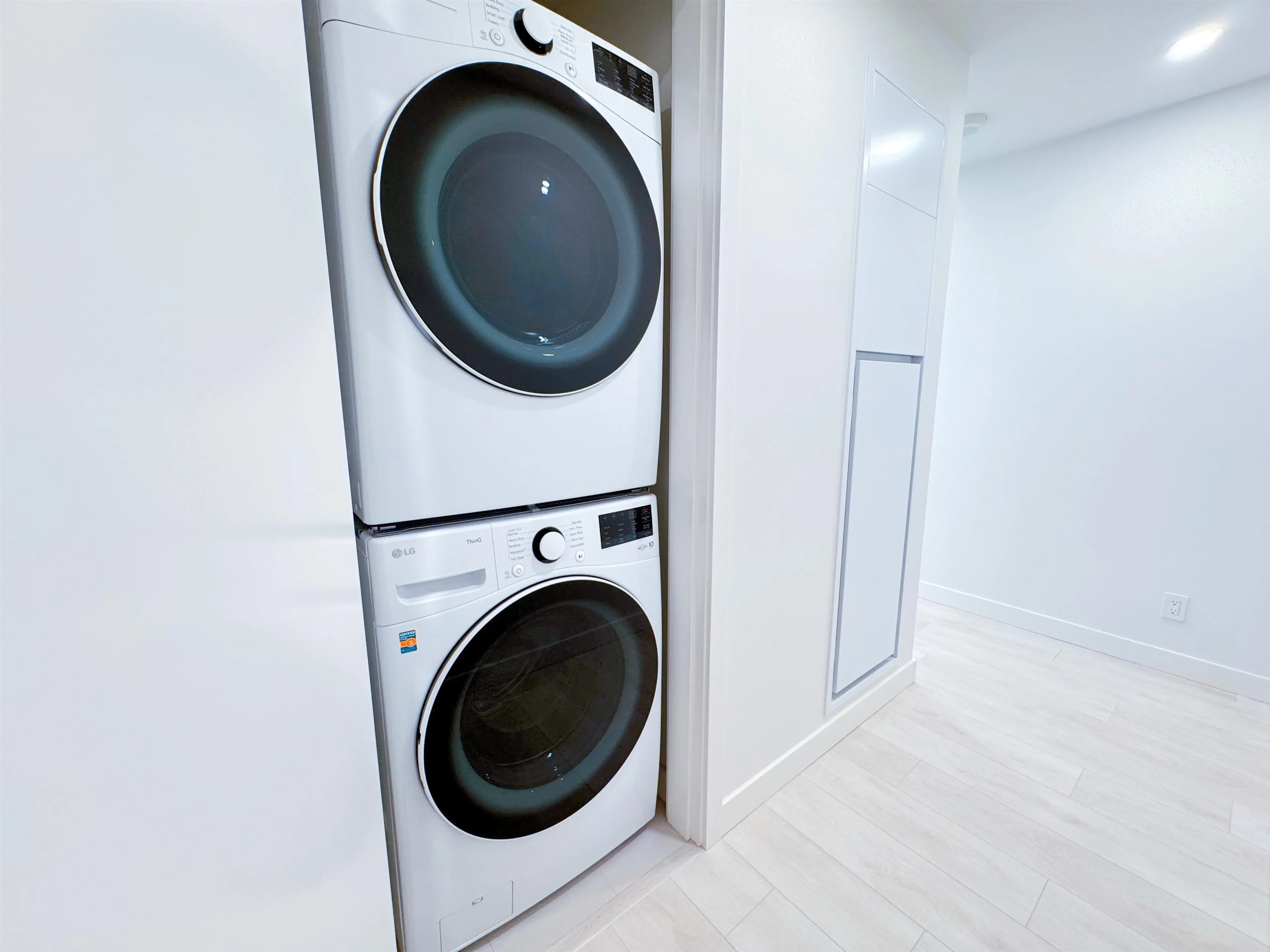 Property at #1209 537 COTTONWOOD AVENUE, Coquitlam, BC