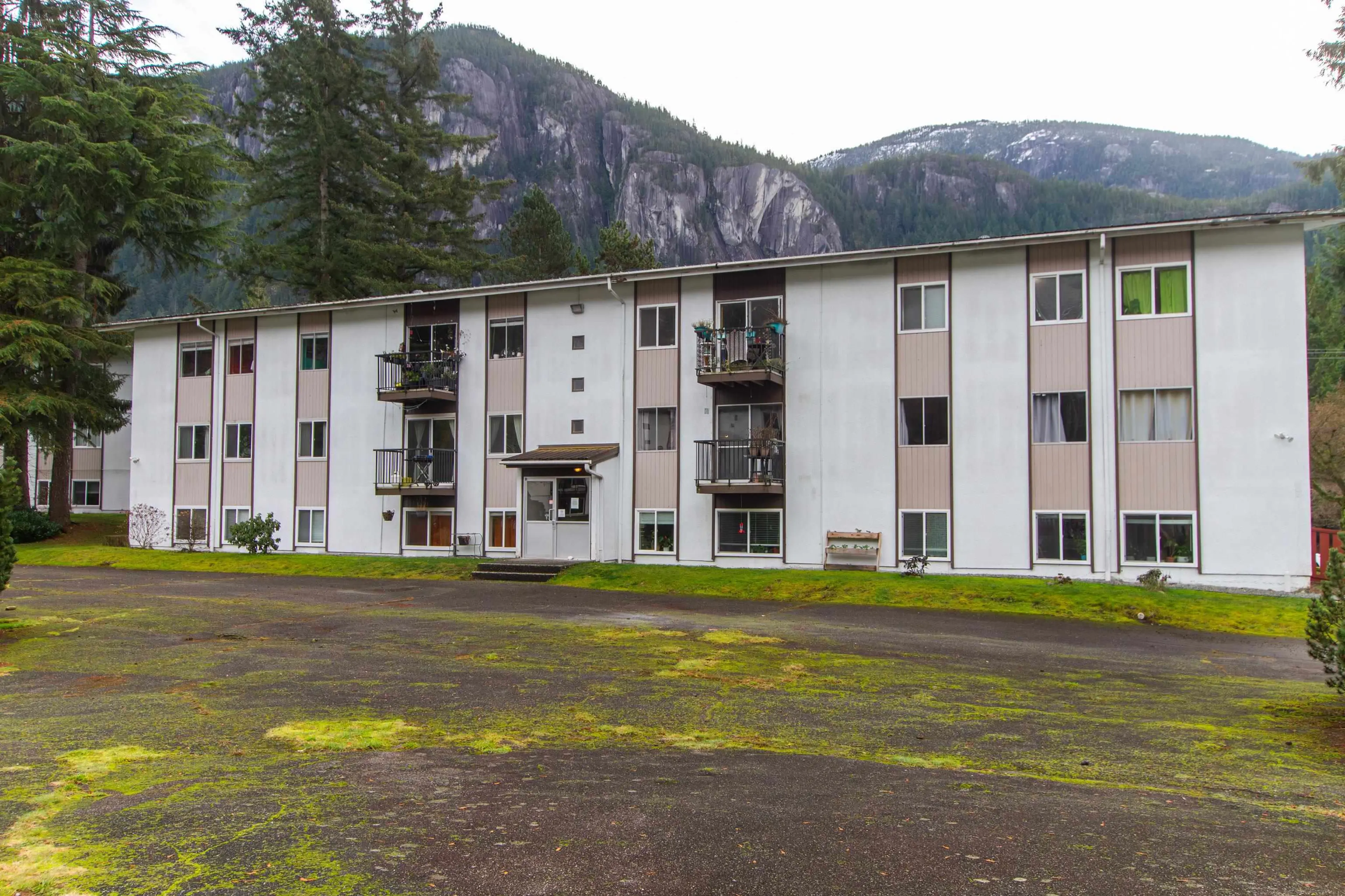 Property at #35 38175 WESTWAY AVENUE, Squamish, BC