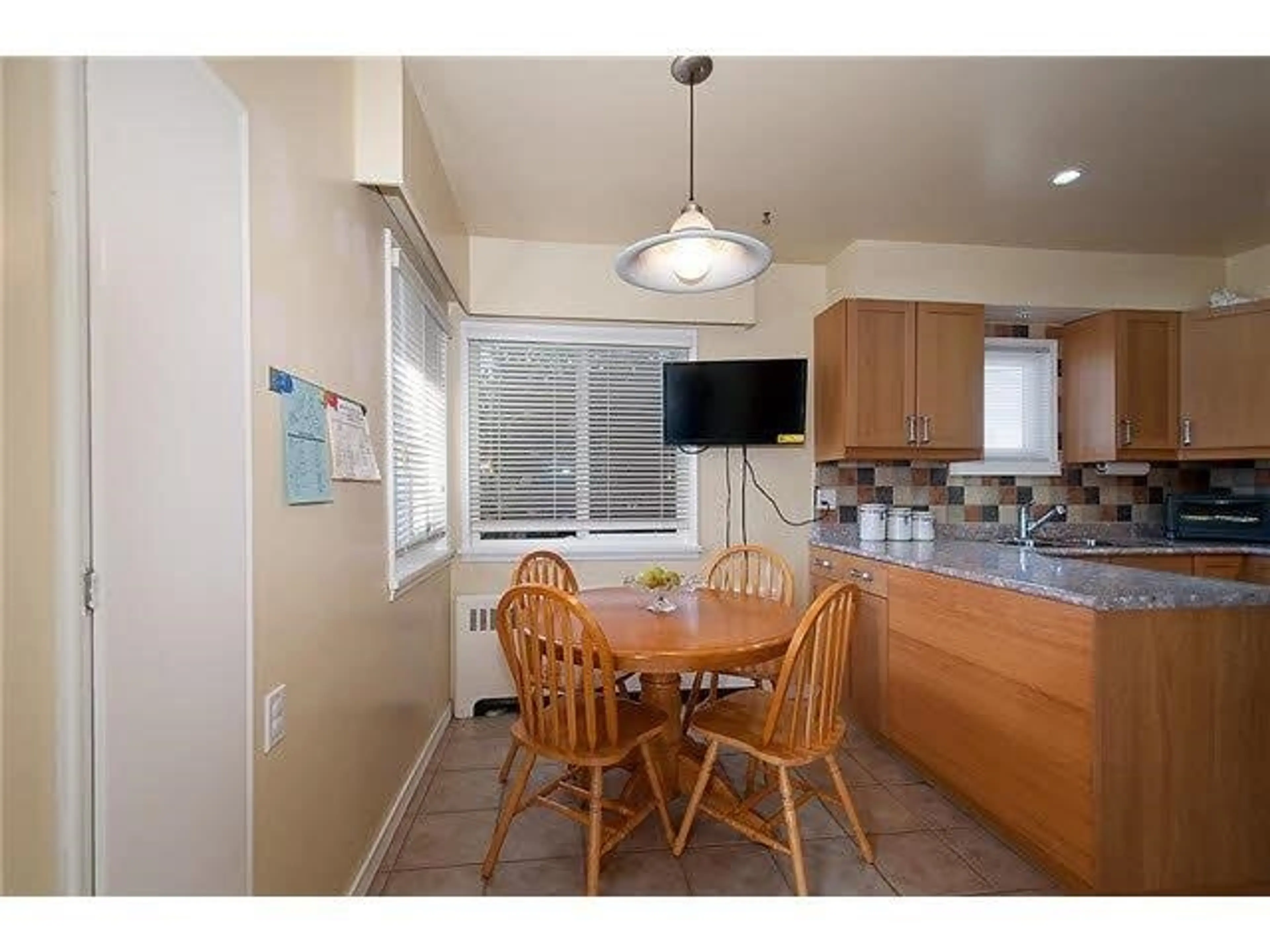 Property at 712 E 57 AVENUE, Vancouver, BC