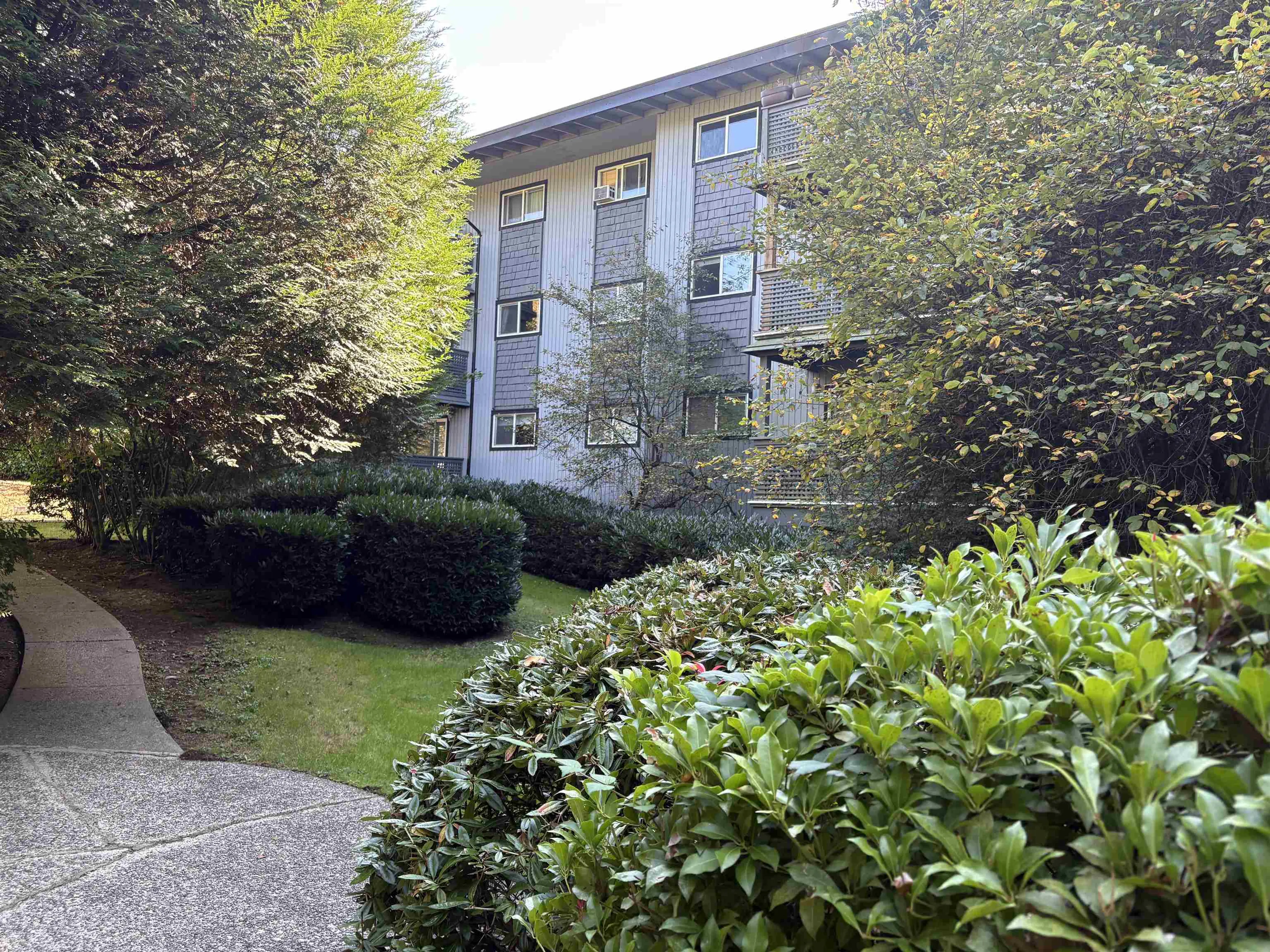 Property at #108 200 WESTHILL PLACE, Port Moody, BC