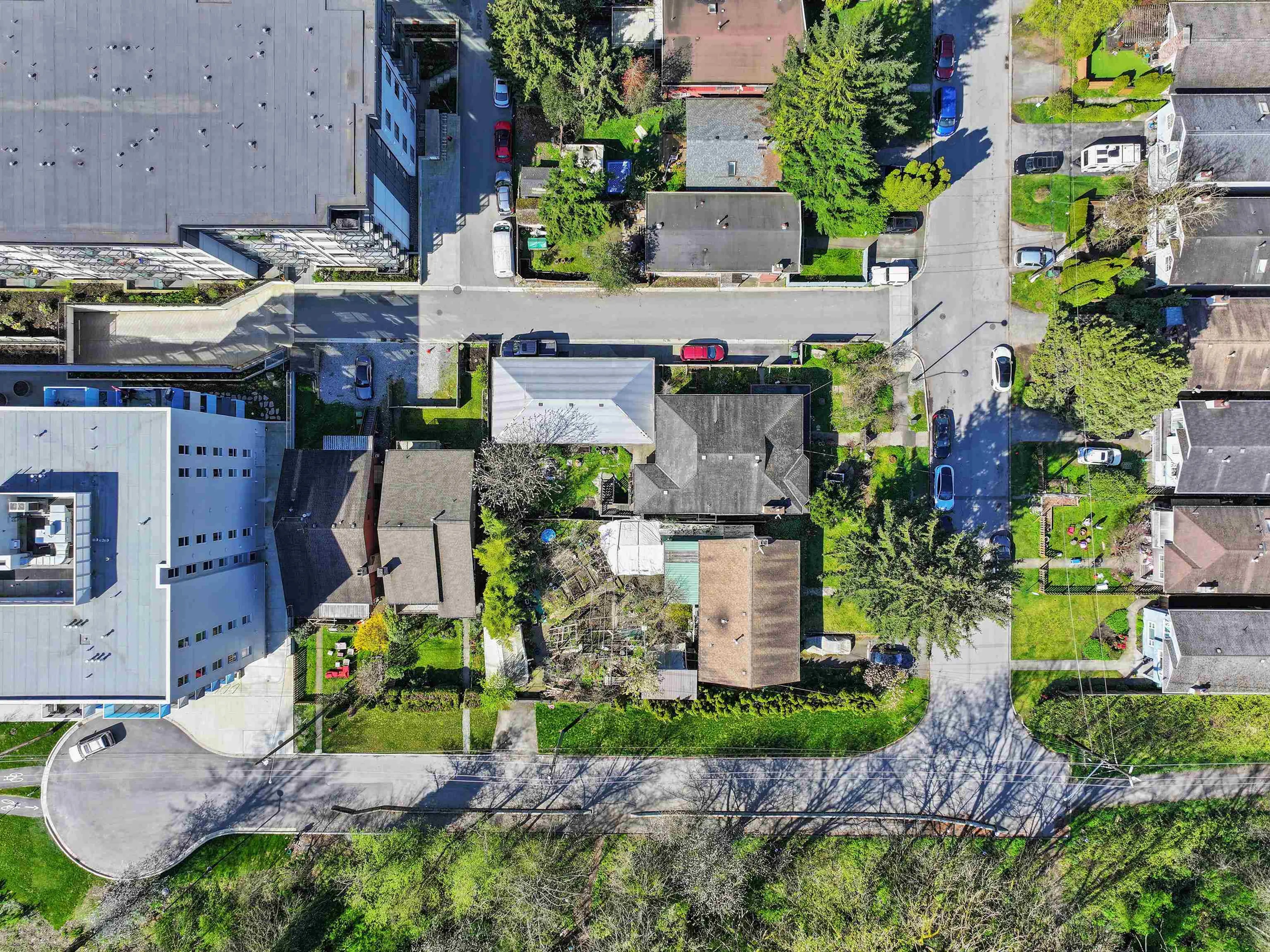 Property at 1583 BOND STREET, North Vancouver, BC