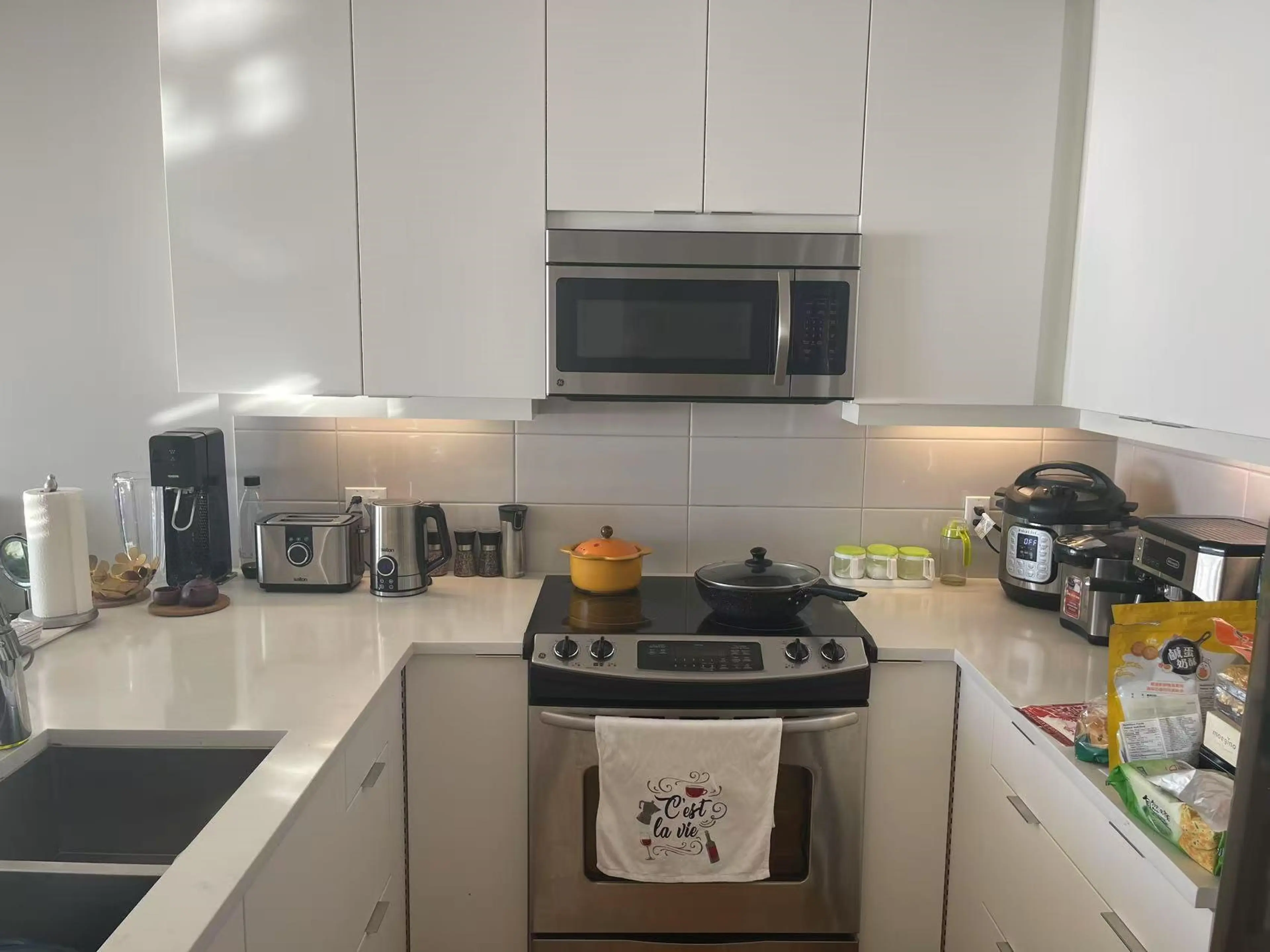 Property at #1505 9393 TOWER ROAD, Burnaby, BC