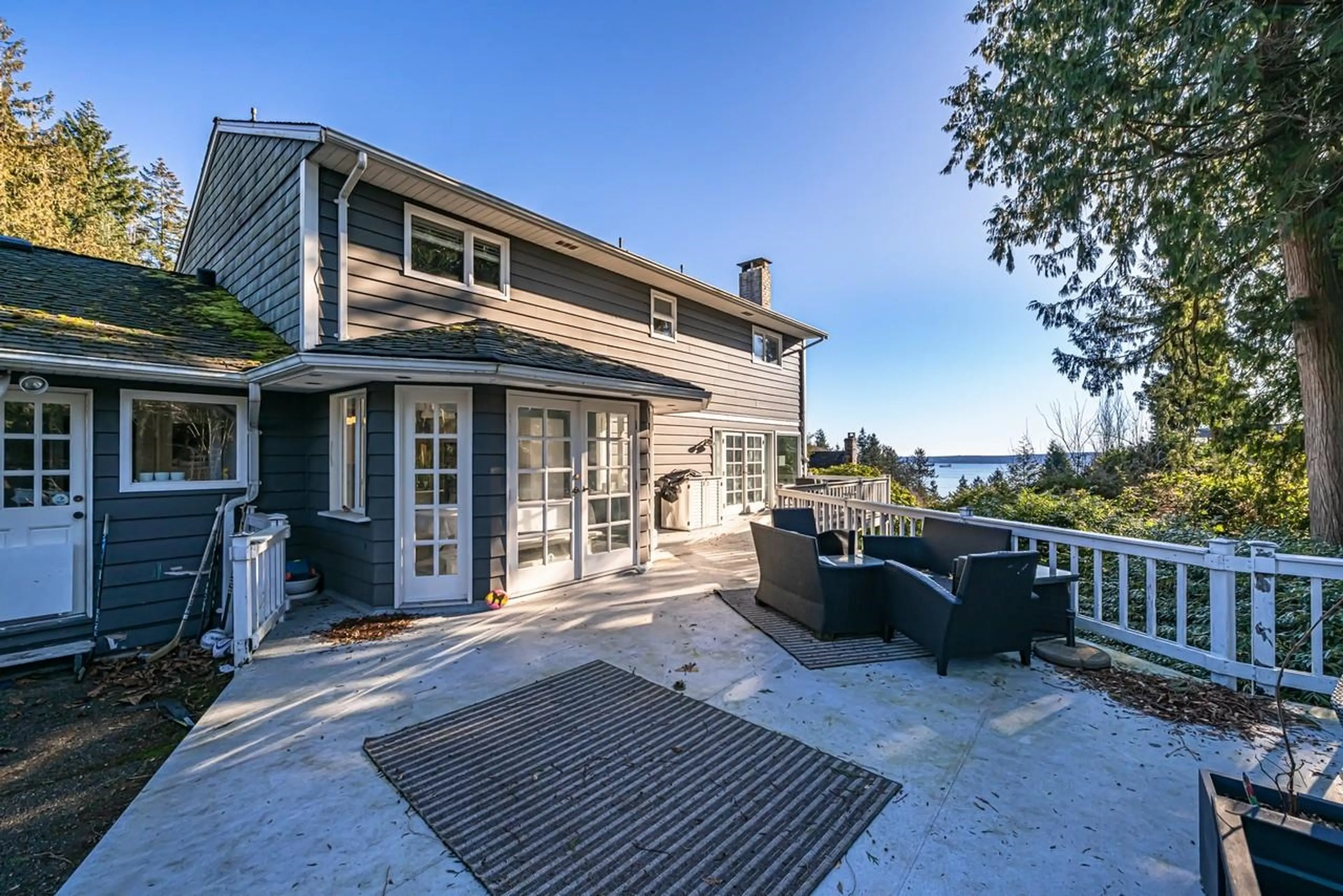 Property at 4032 RIPPLE ROAD, West Vancouver, BC