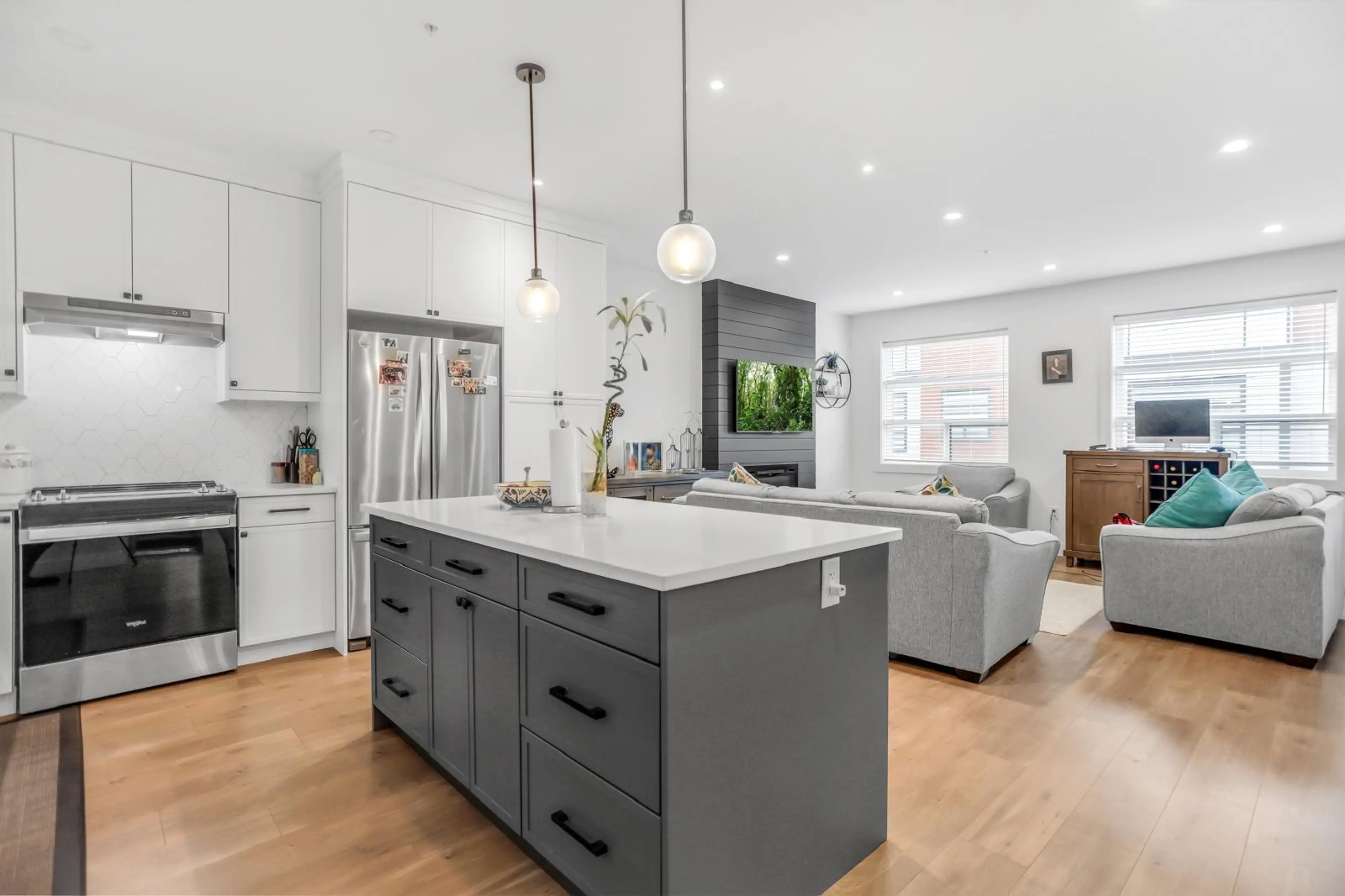 Property at #2 32970 TUNBRIDGE AVENUE, Mission, BC