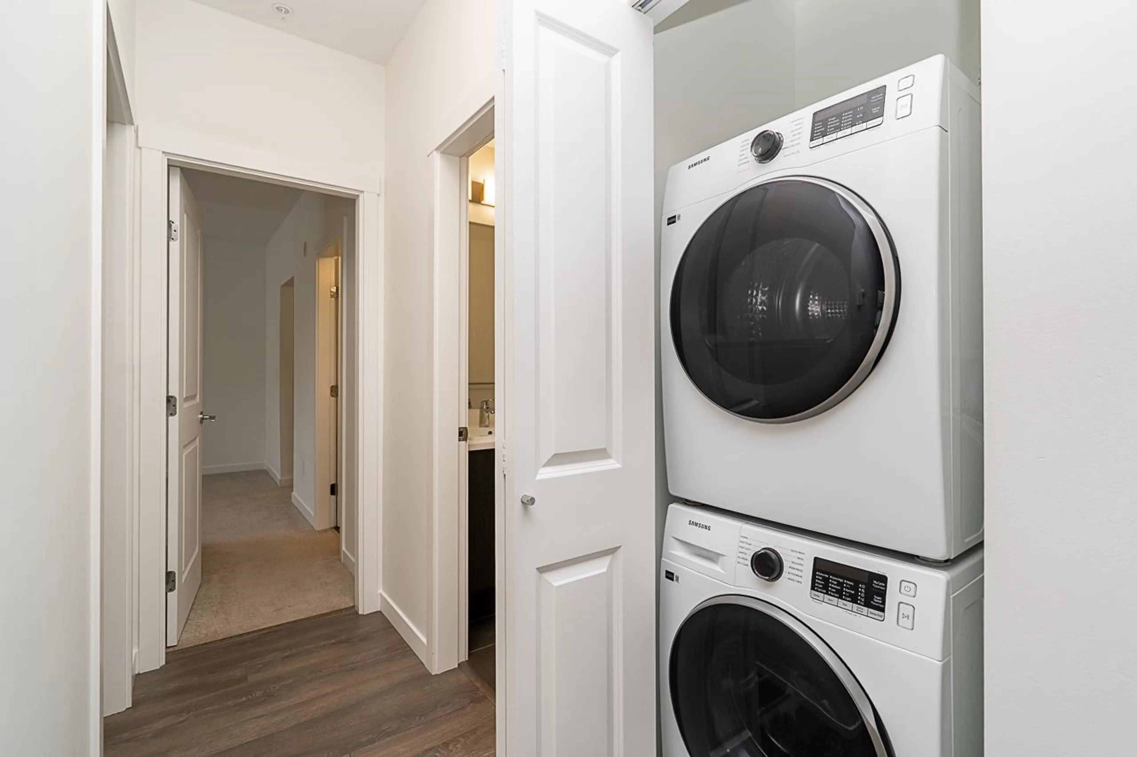 Property at #419 15738 85 AVENUE, Surrey, BC