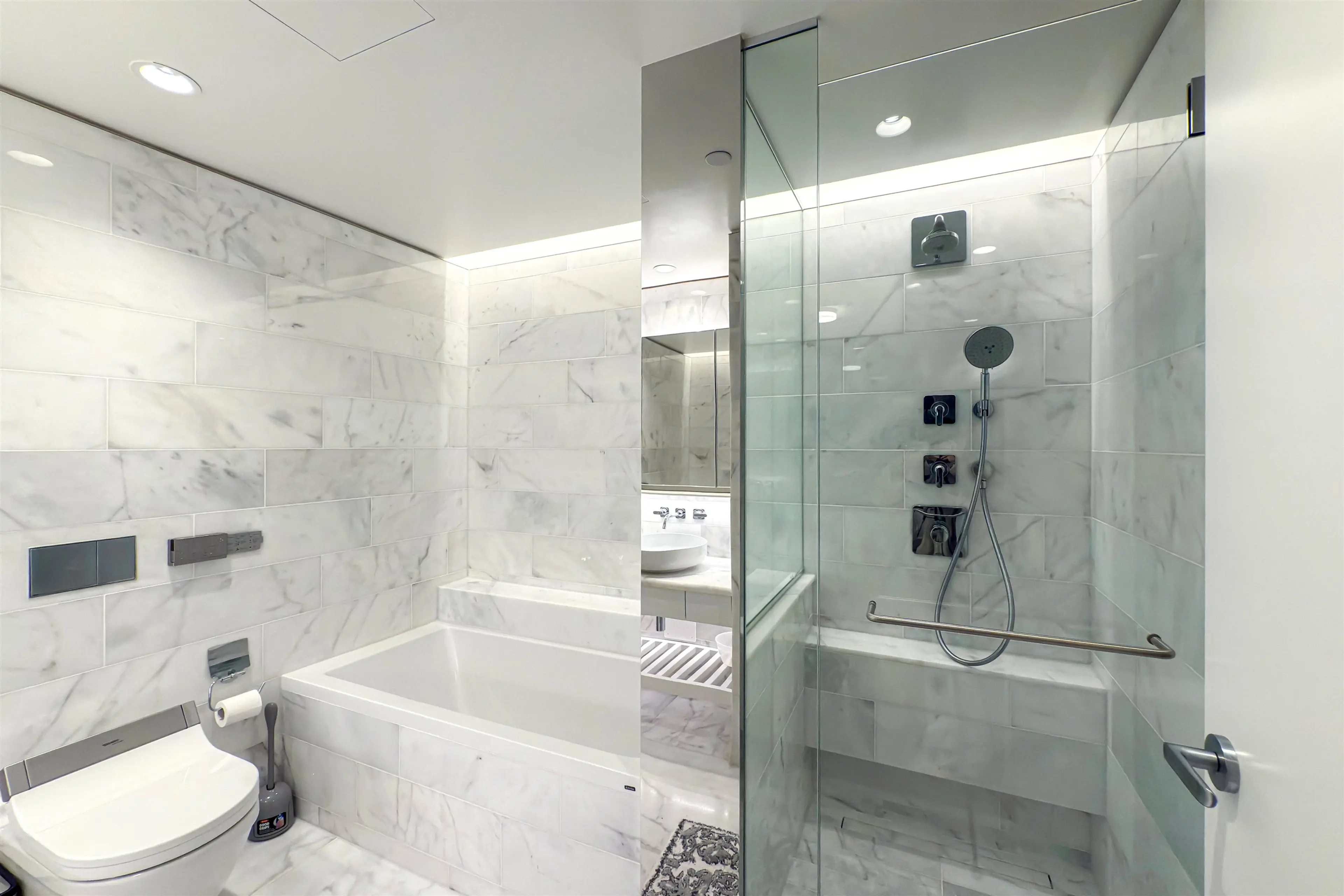 Property at #1506 1408 ROBSON STREET, Vancouver, BC