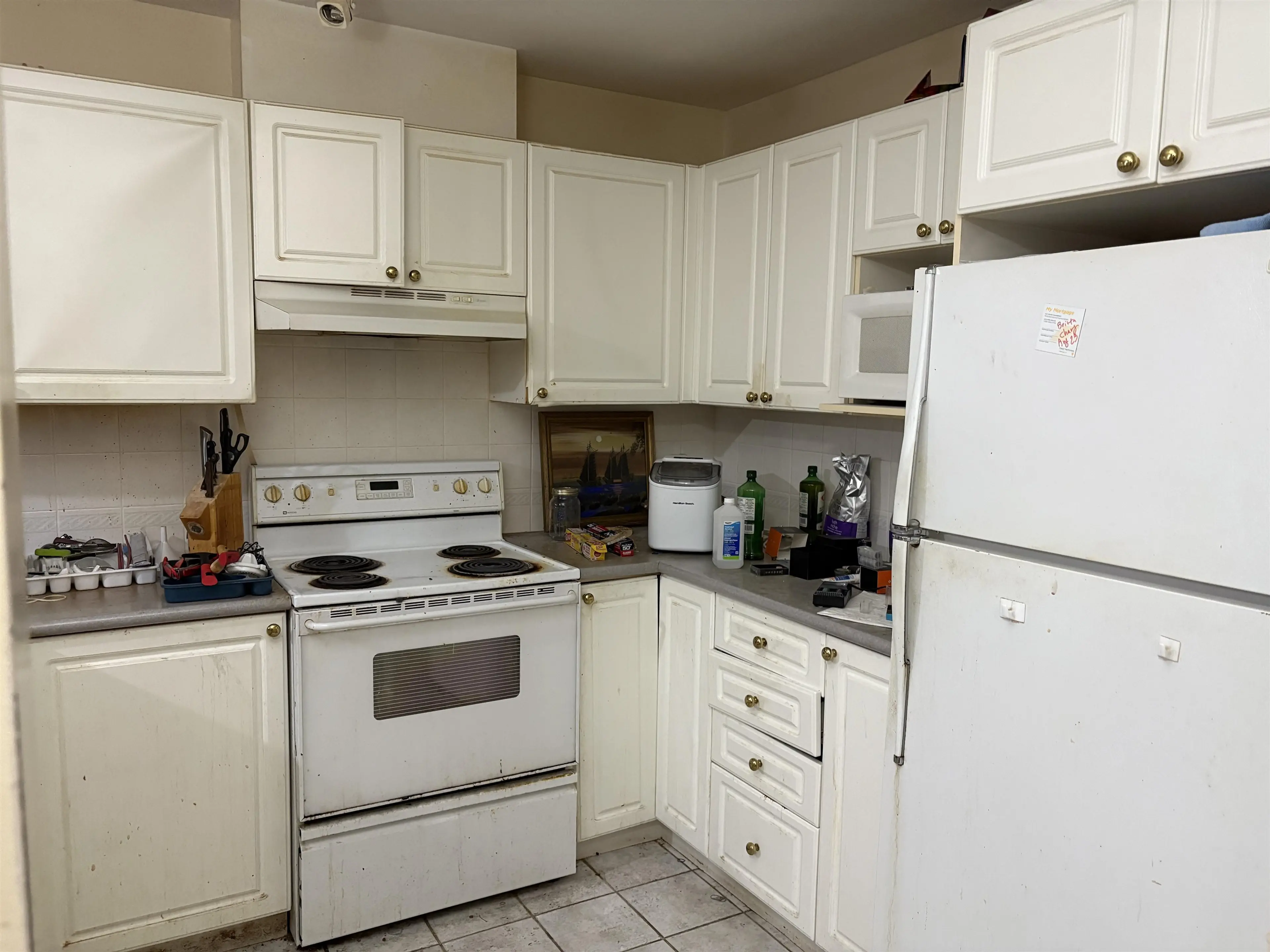 Property at #204 137 W 17TH STREET, North Vancouver, BC