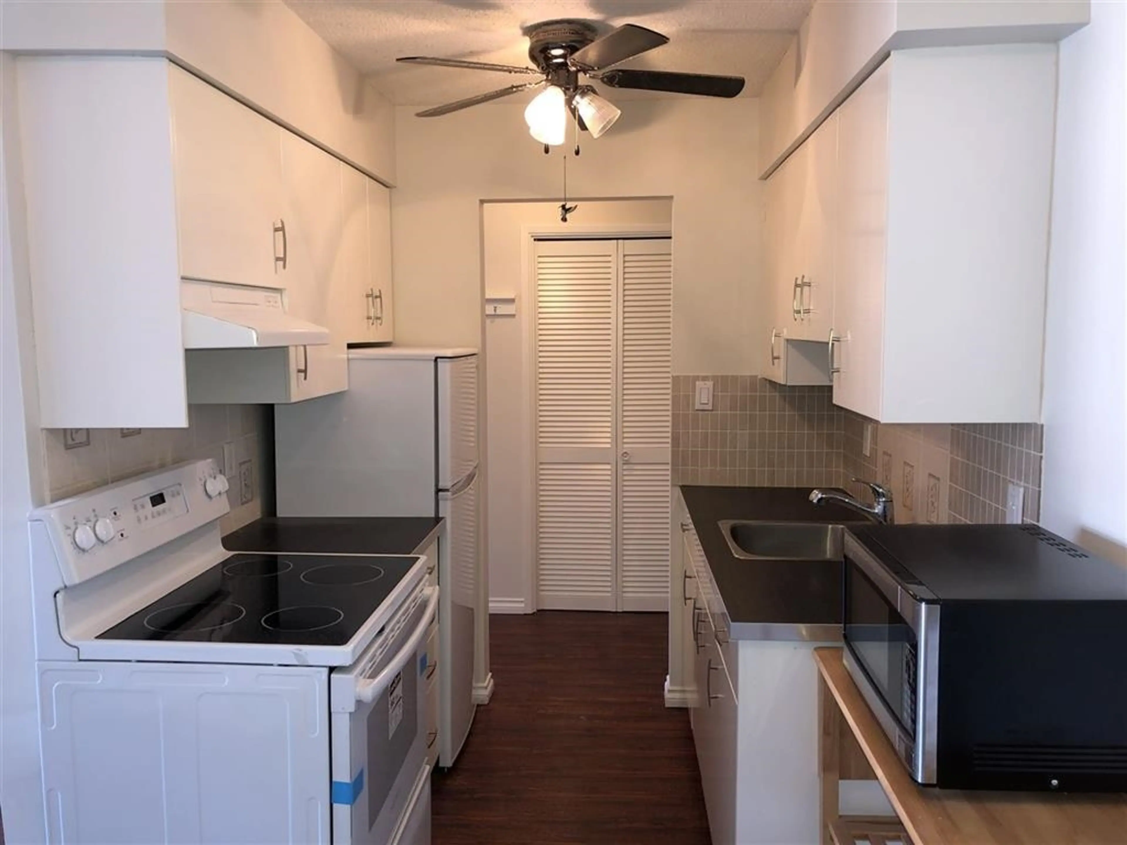 Property at #308 910 FIFTH AVENUE, New Westminster, BC