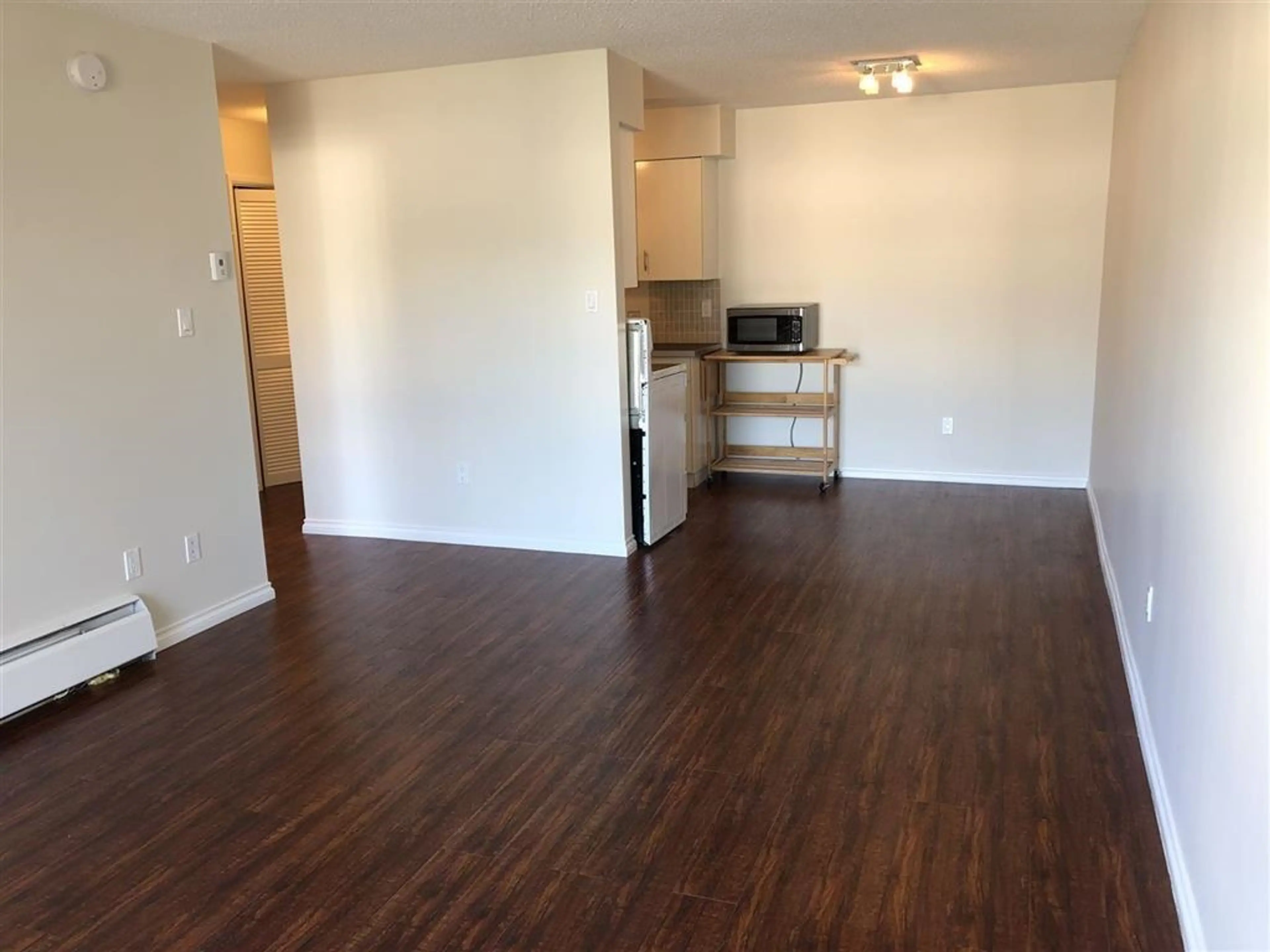 Property at #308 910 FIFTH AVENUE, New Westminster, BC