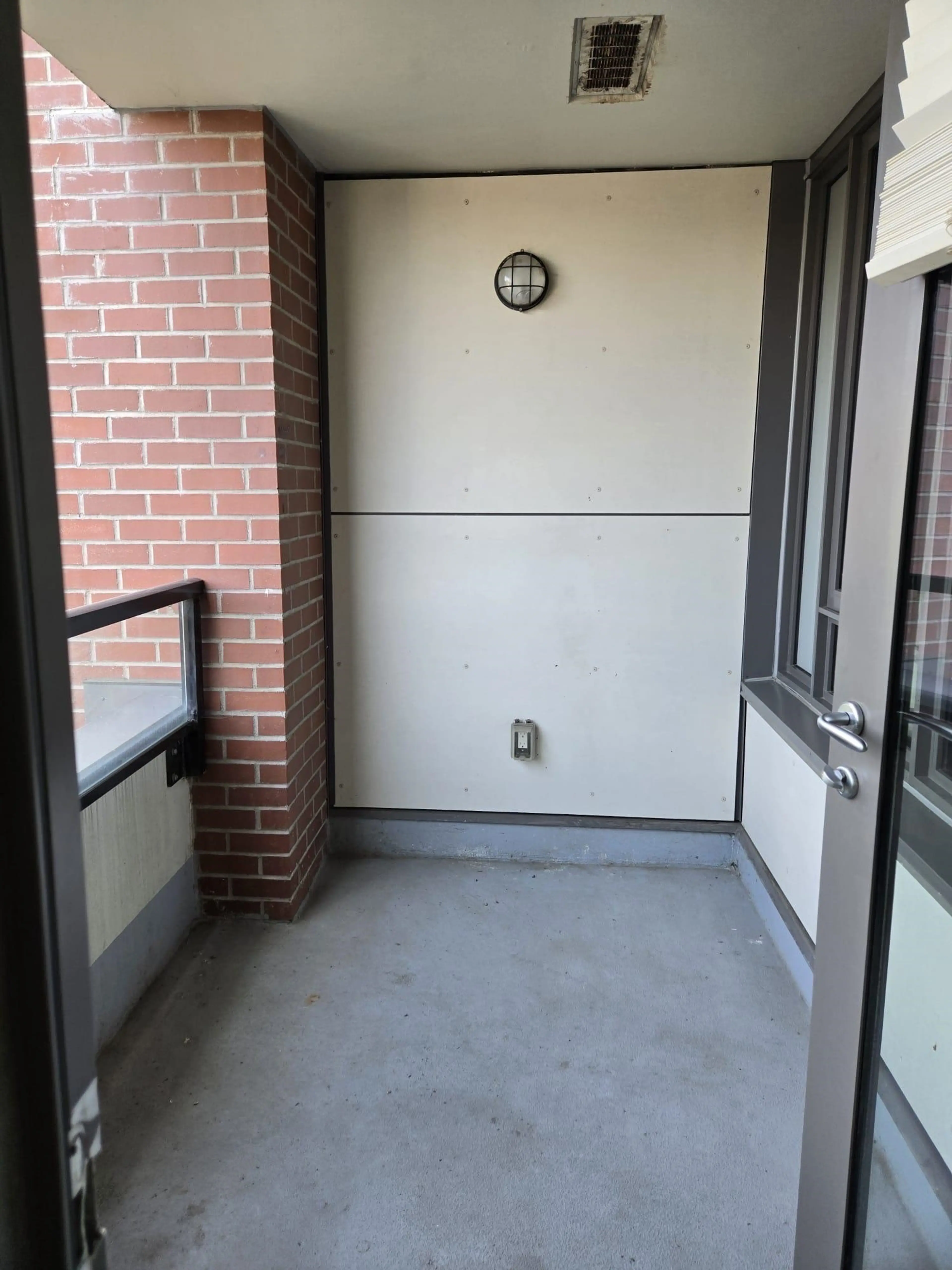 Property at #512 2689 KINGSWAY, Vancouver, BC