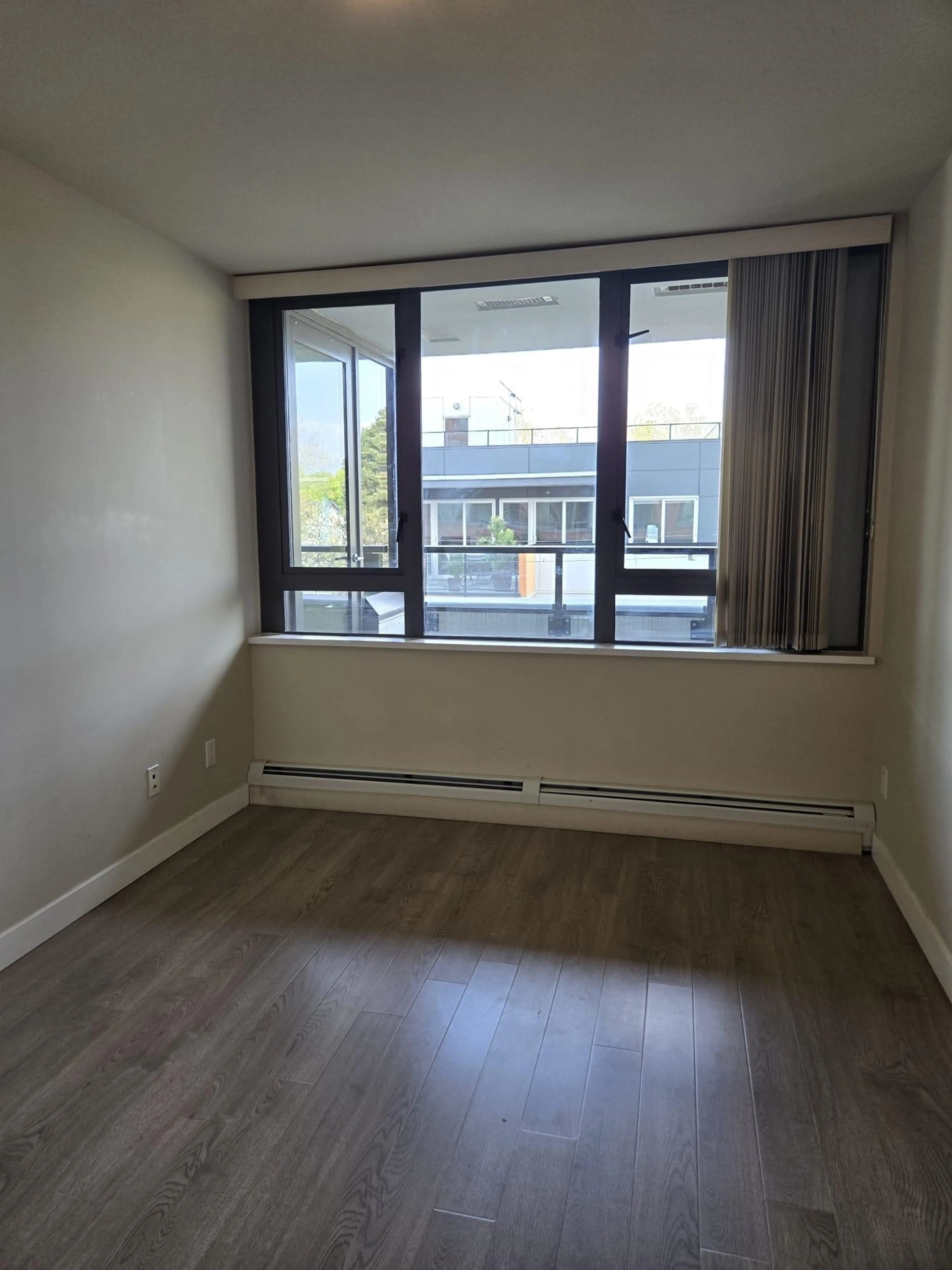 Property at #512 2689 KINGSWAY, Vancouver, BC