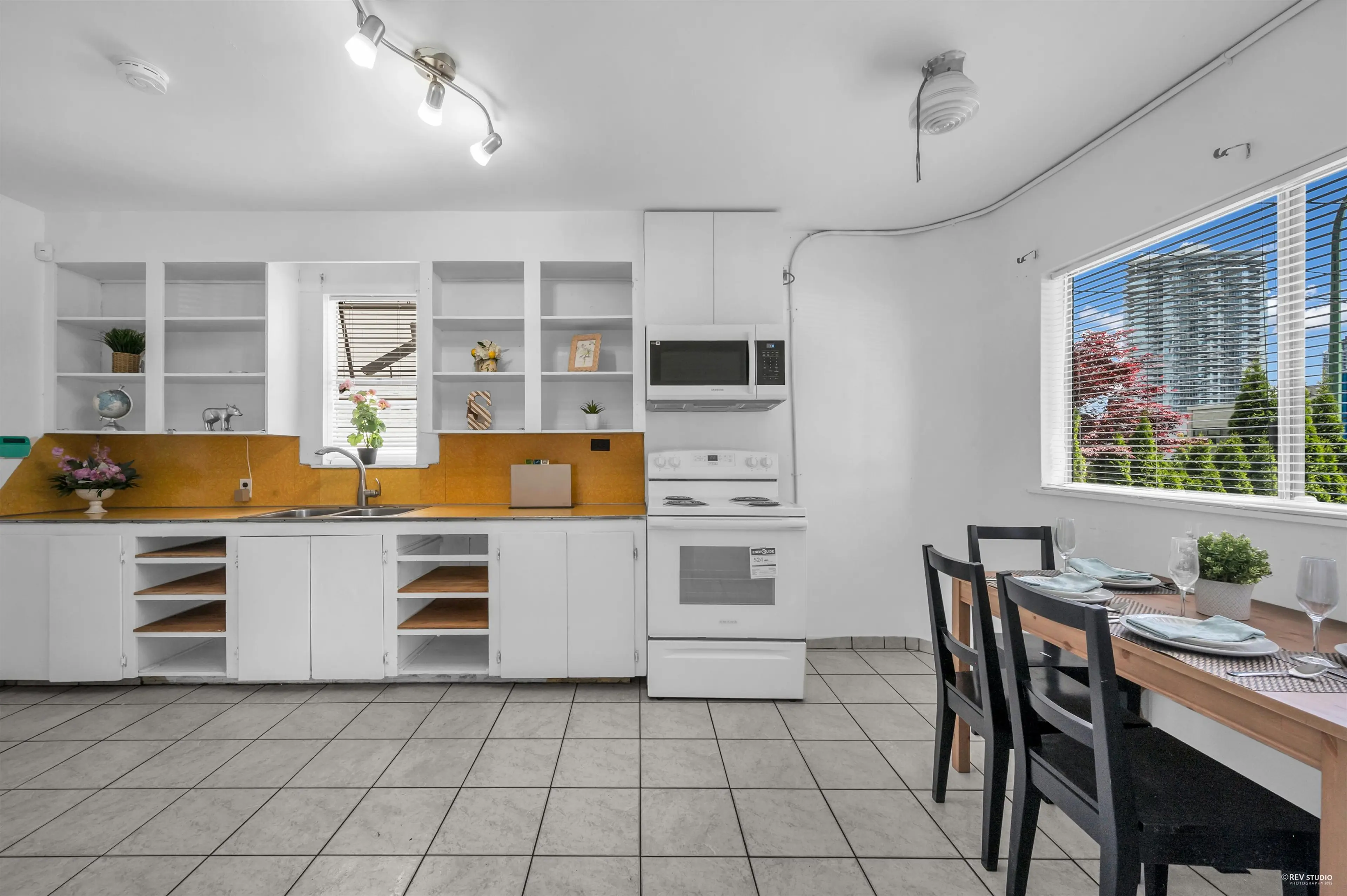 Property at 4021 GRAVELEY STREET, Burnaby, BC