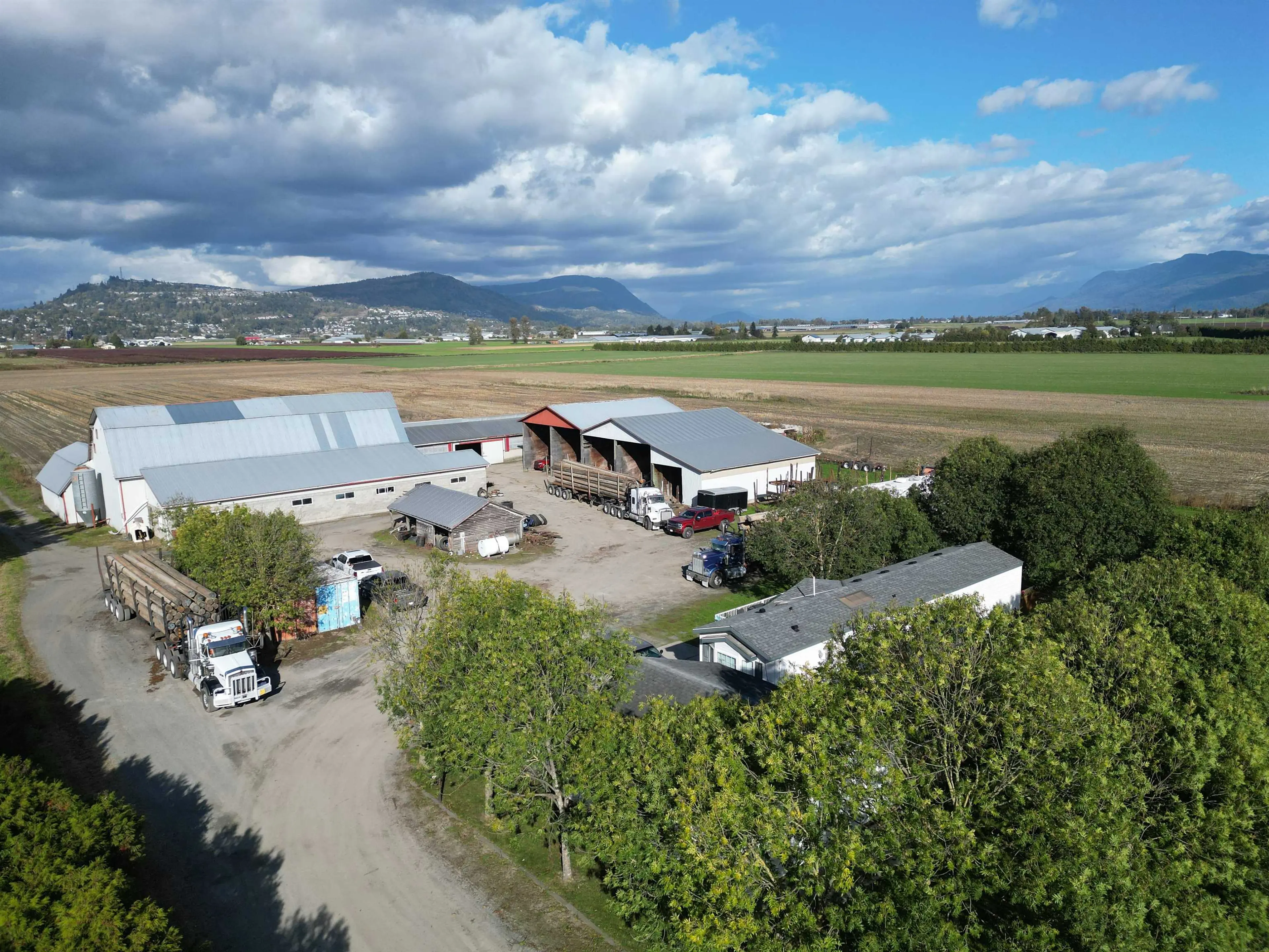 Property at 34811 2 AVENUE, Abbotsford, BC