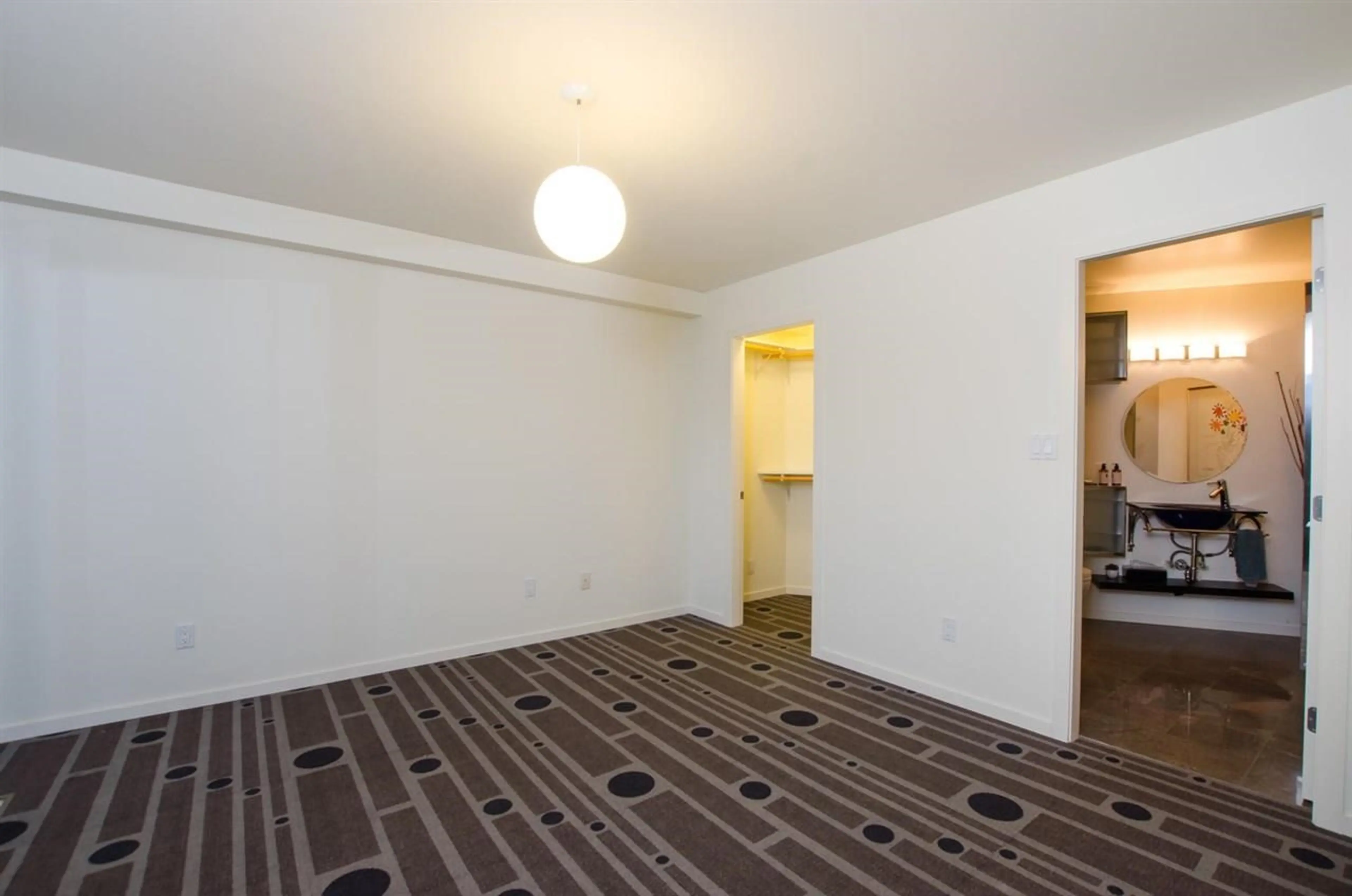 Property at 20 TSAWWASSEN BEACH ROAD, Delta, BC