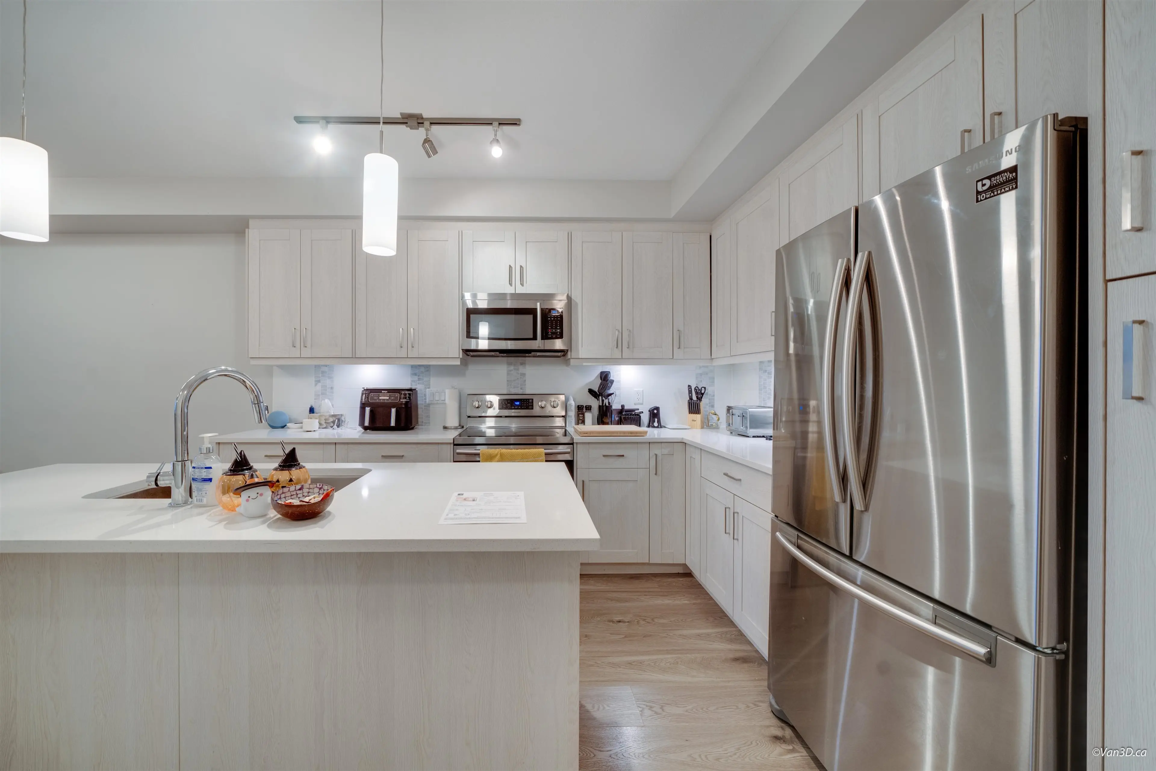 Property at #202 20826 72 AVENUE, Langley, BC