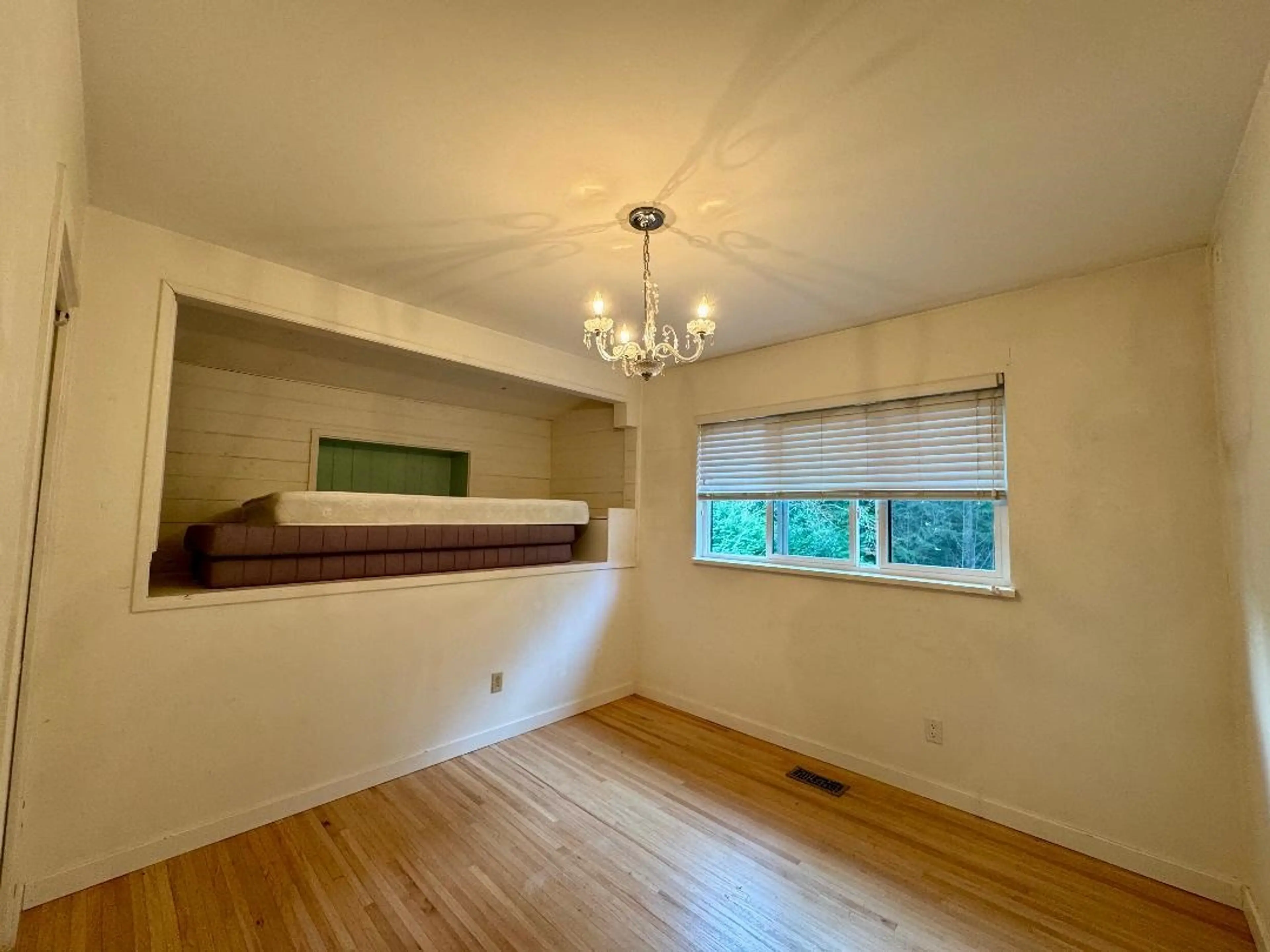 Property at 5257 SONORA DRIVE, North Vancouver, BC