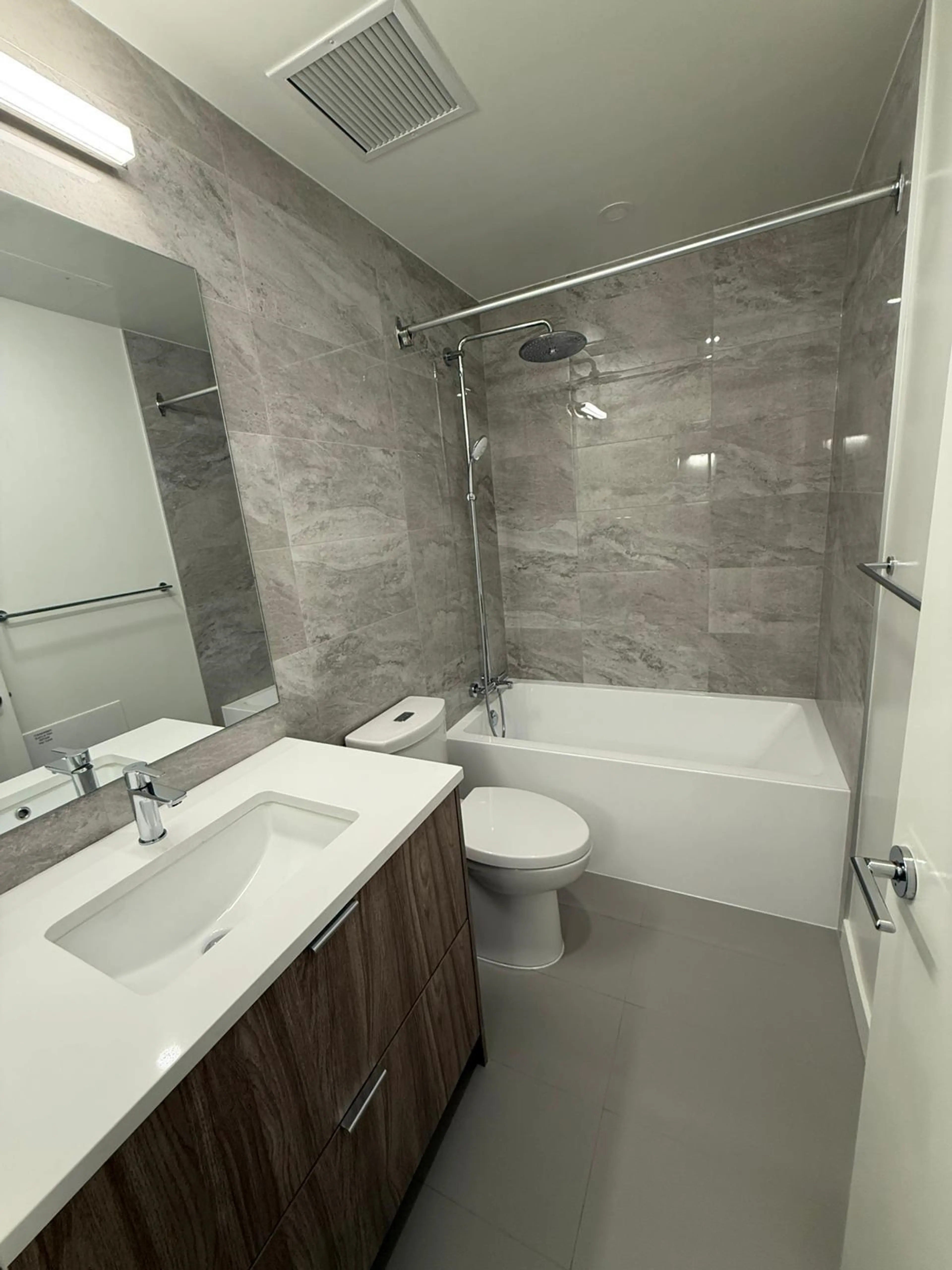 Property at #3403 13675 107A AVENUE, Surrey, BC