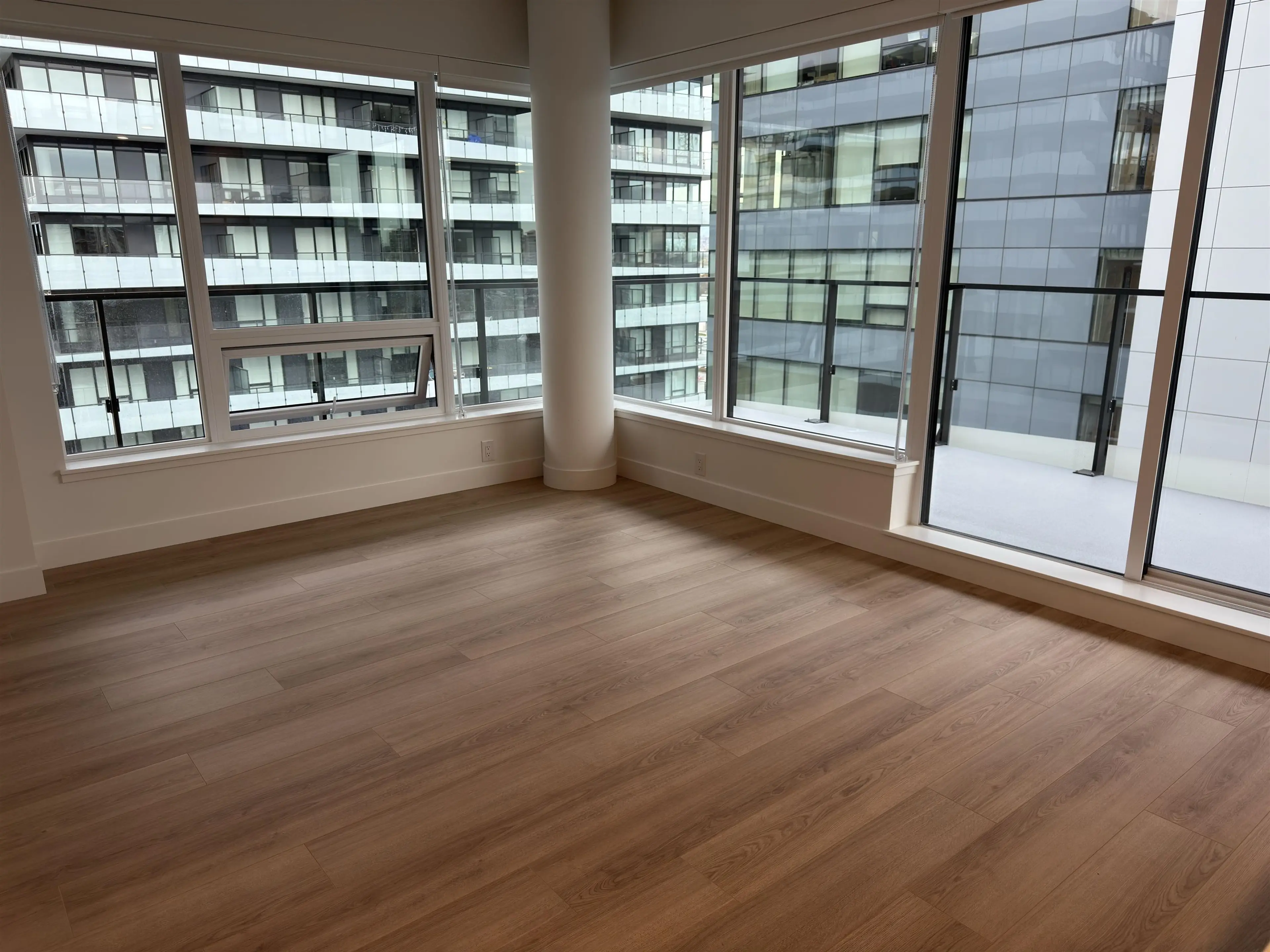 Property at #1103 7977 LANSDOWNE ROAD, Richmond, BC