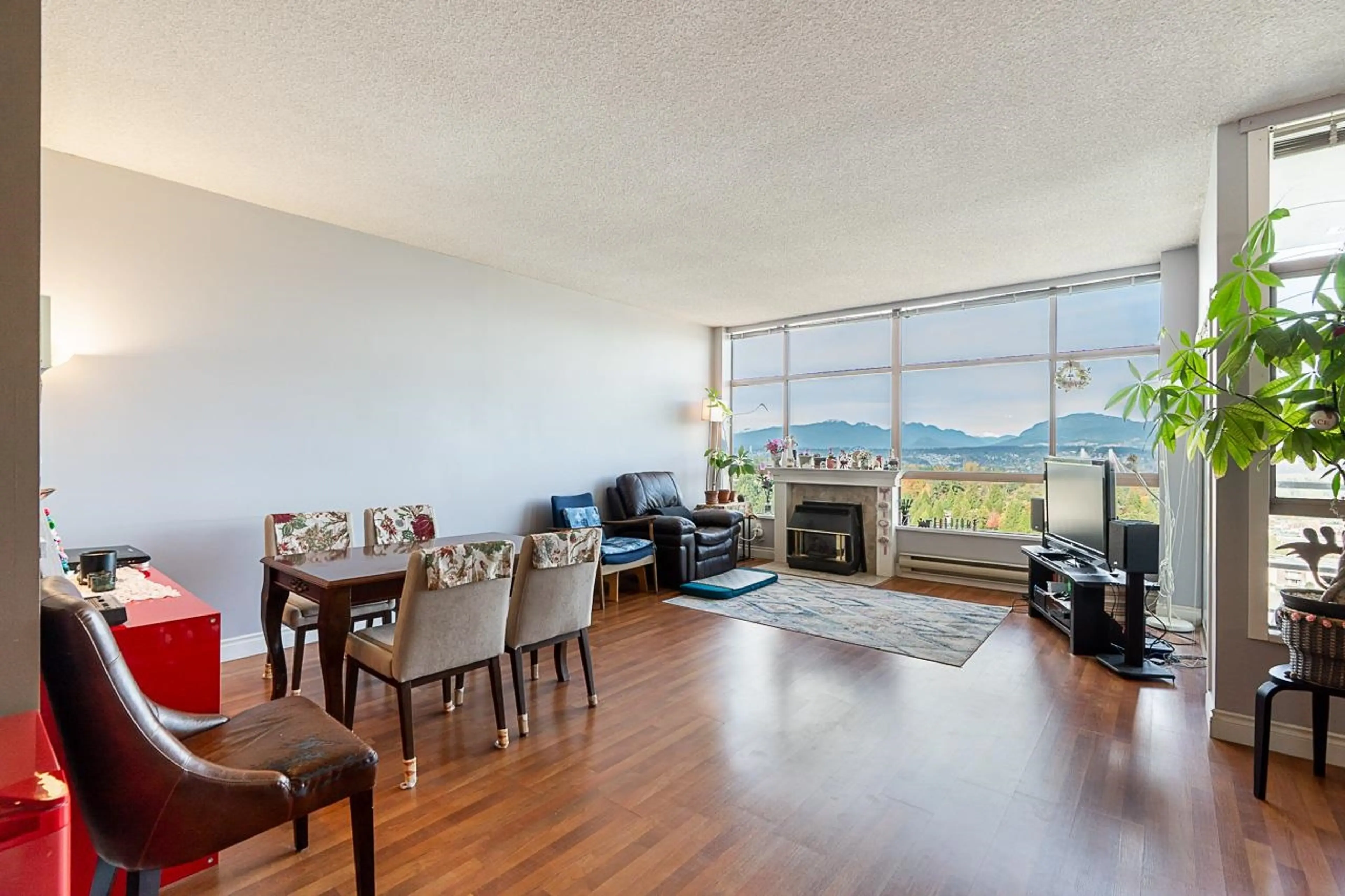 Property at #2001 14881 103A AVENUE, Surrey, BC