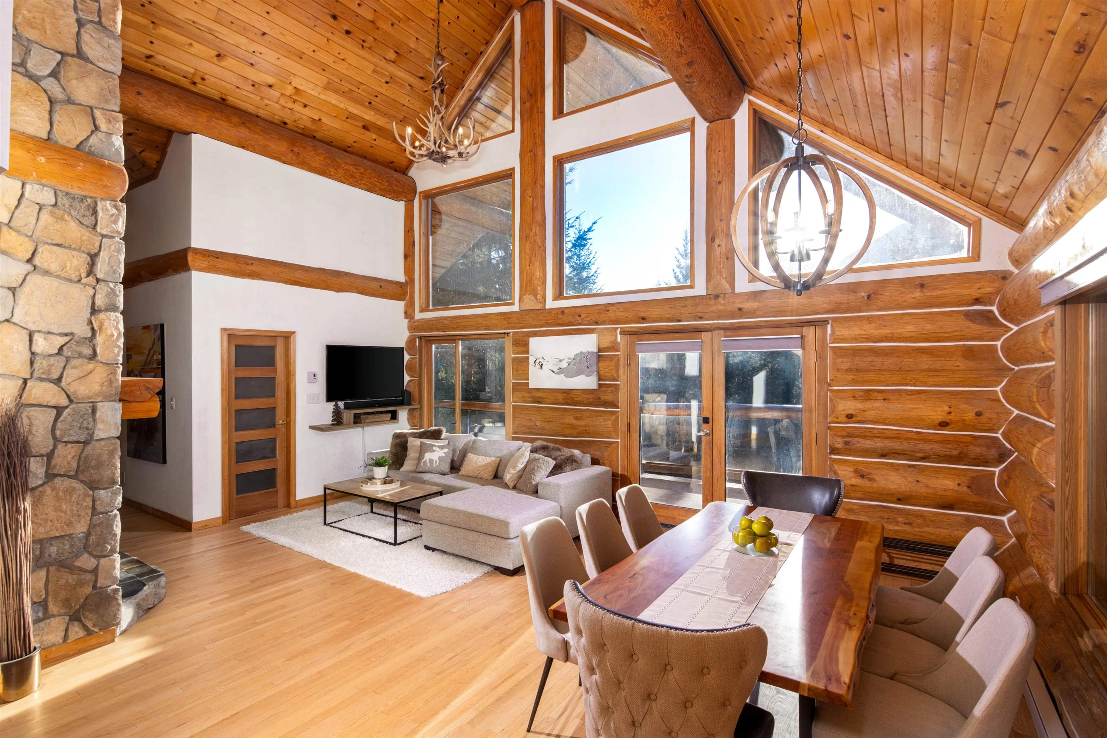 Property at 6252 BISHOP WAY, Whistler, BC