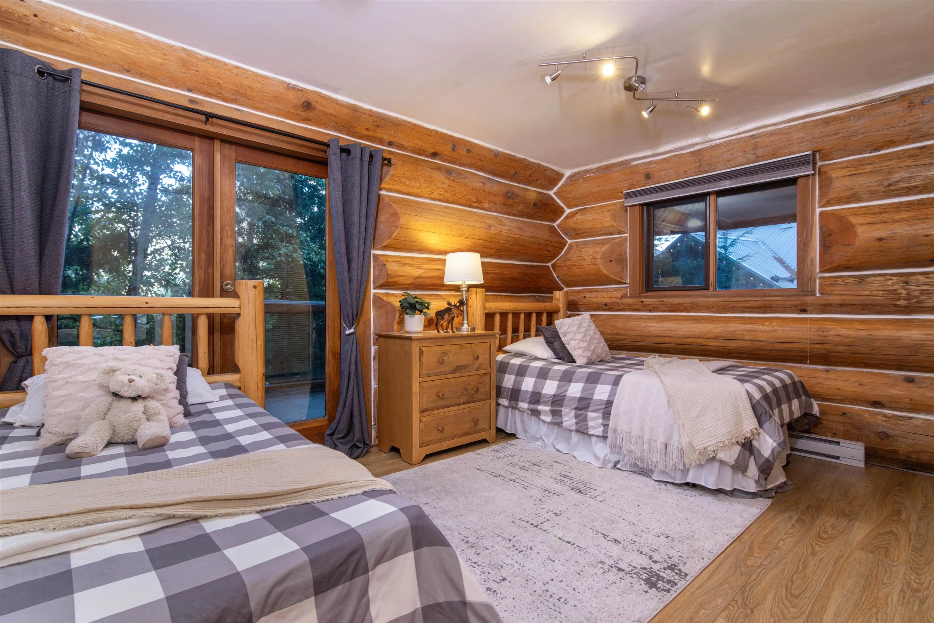 Property at 6252 BISHOP WAY, Whistler, BC