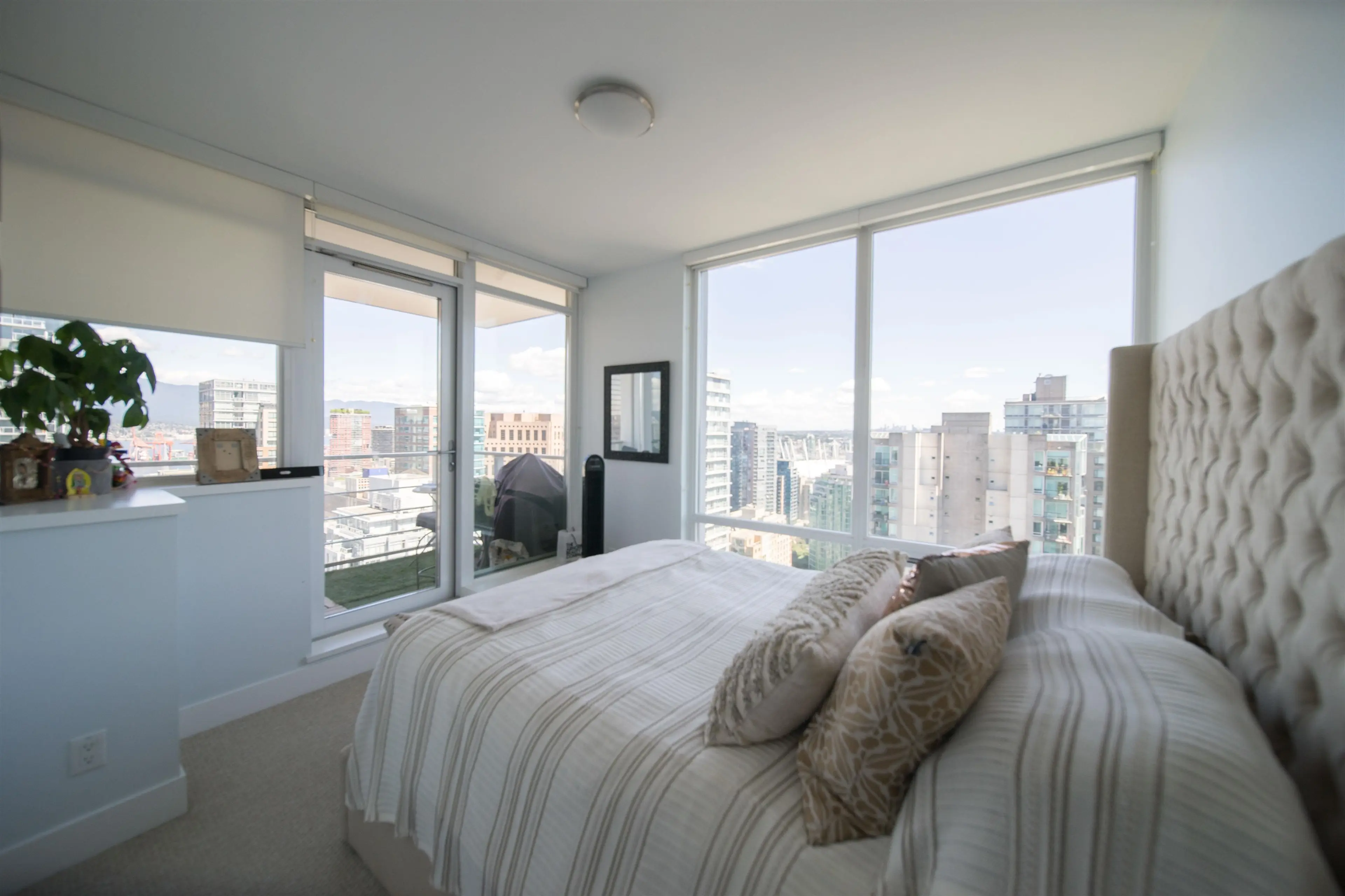 Property at #2802 535 SMITHE STREET, Vancouver, BC