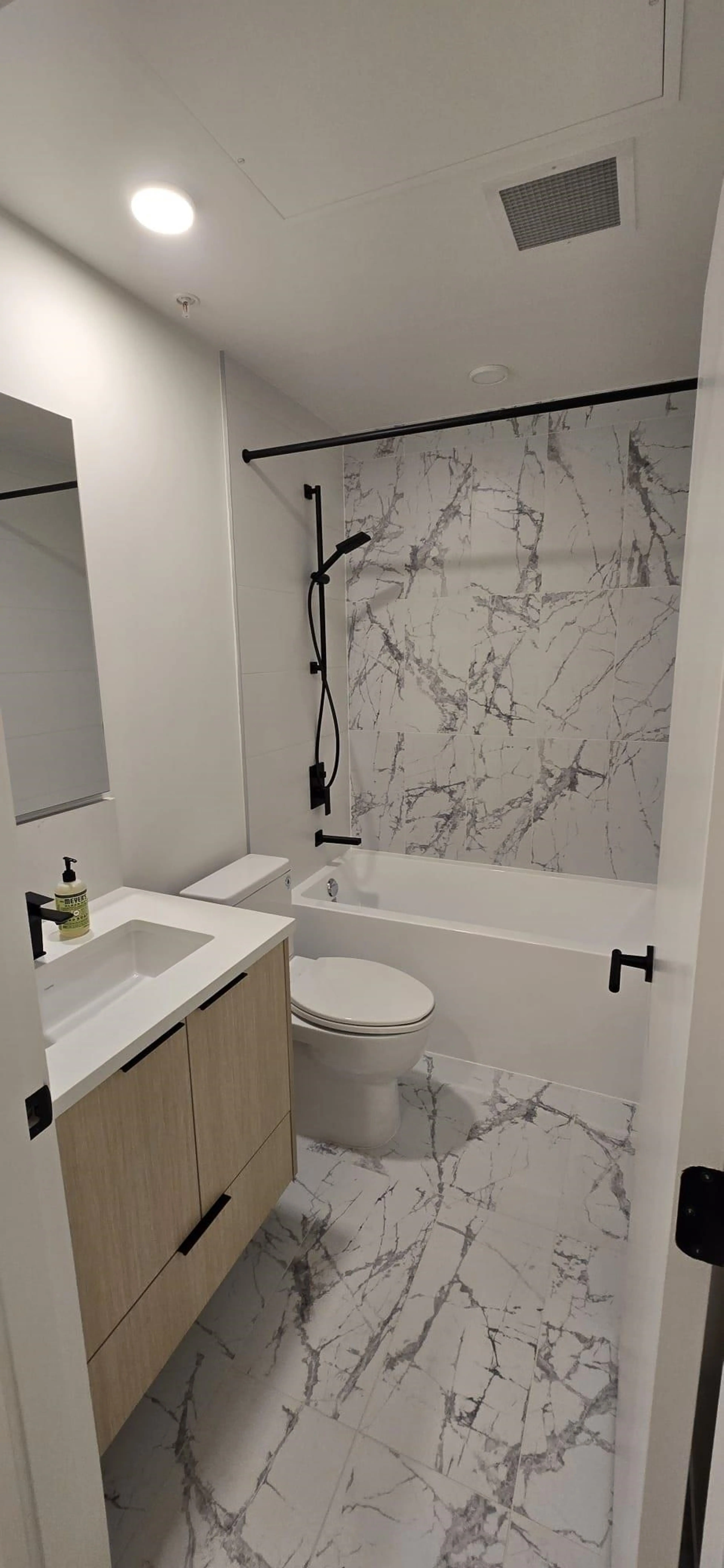 Property at #514 422 E 3RD STREET, Vancouver, BC