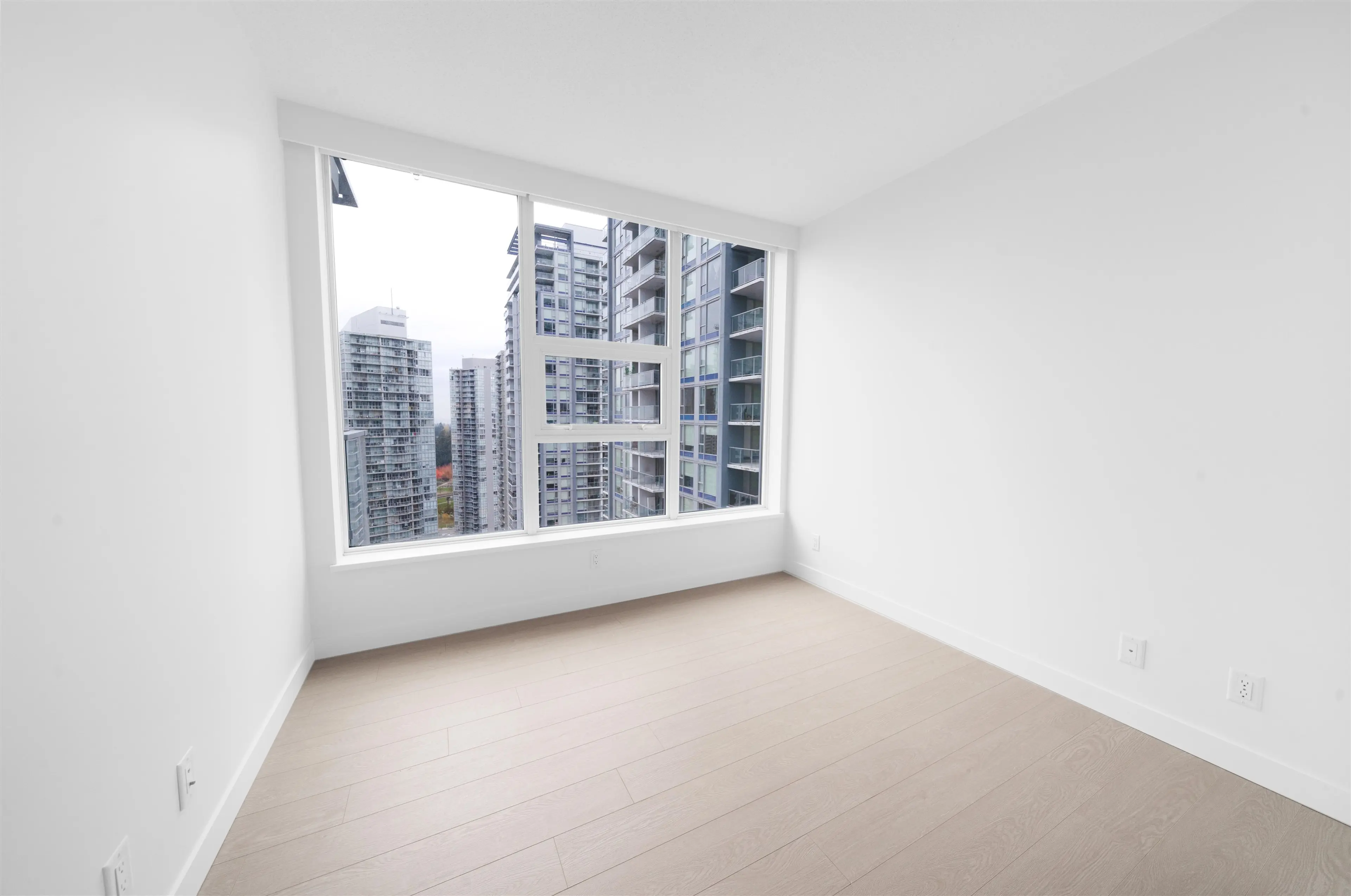 Property at #2709 13768 100 AVENUE, Surrey, BC