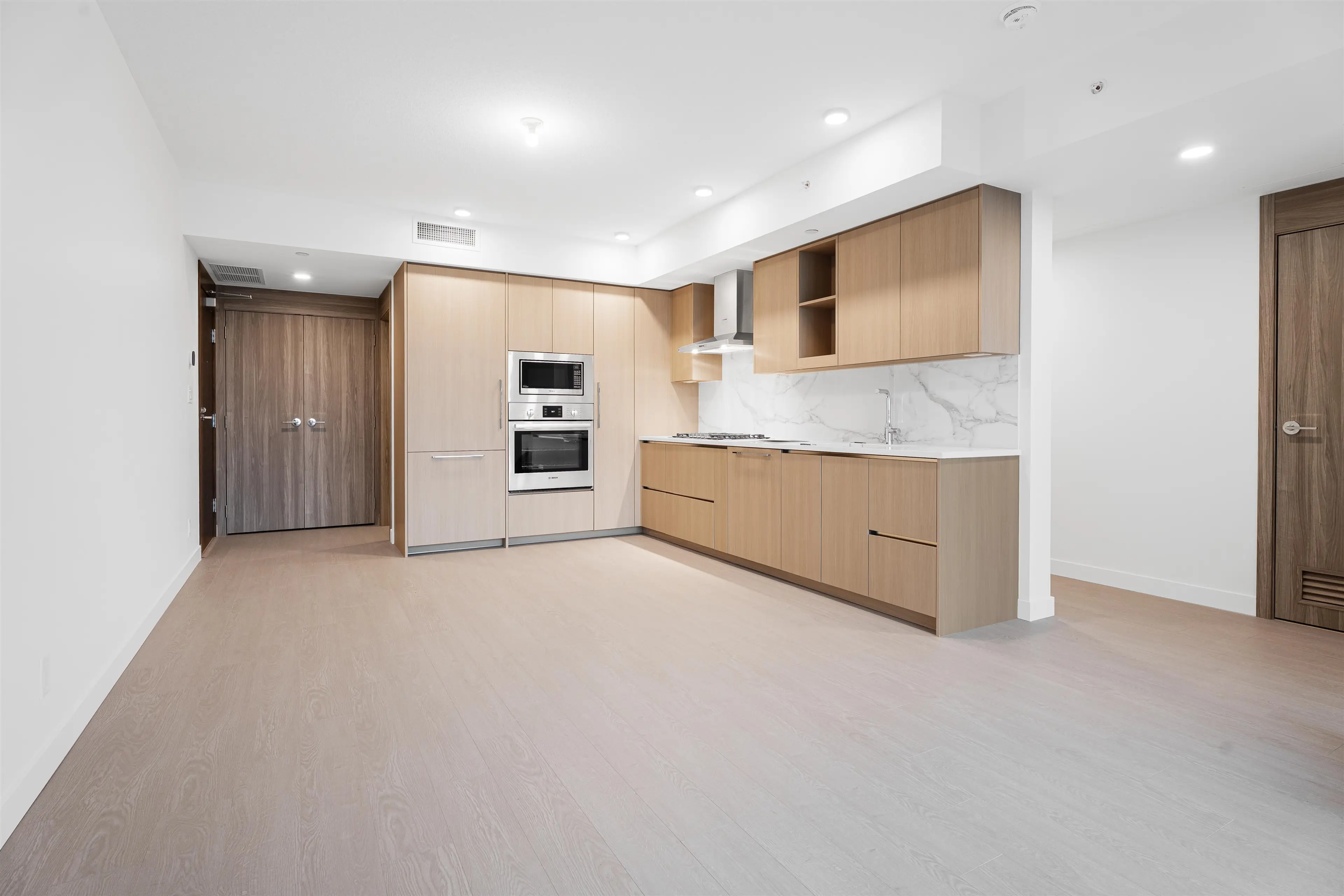 Property at #2709 13768 100 AVENUE, Surrey, BC