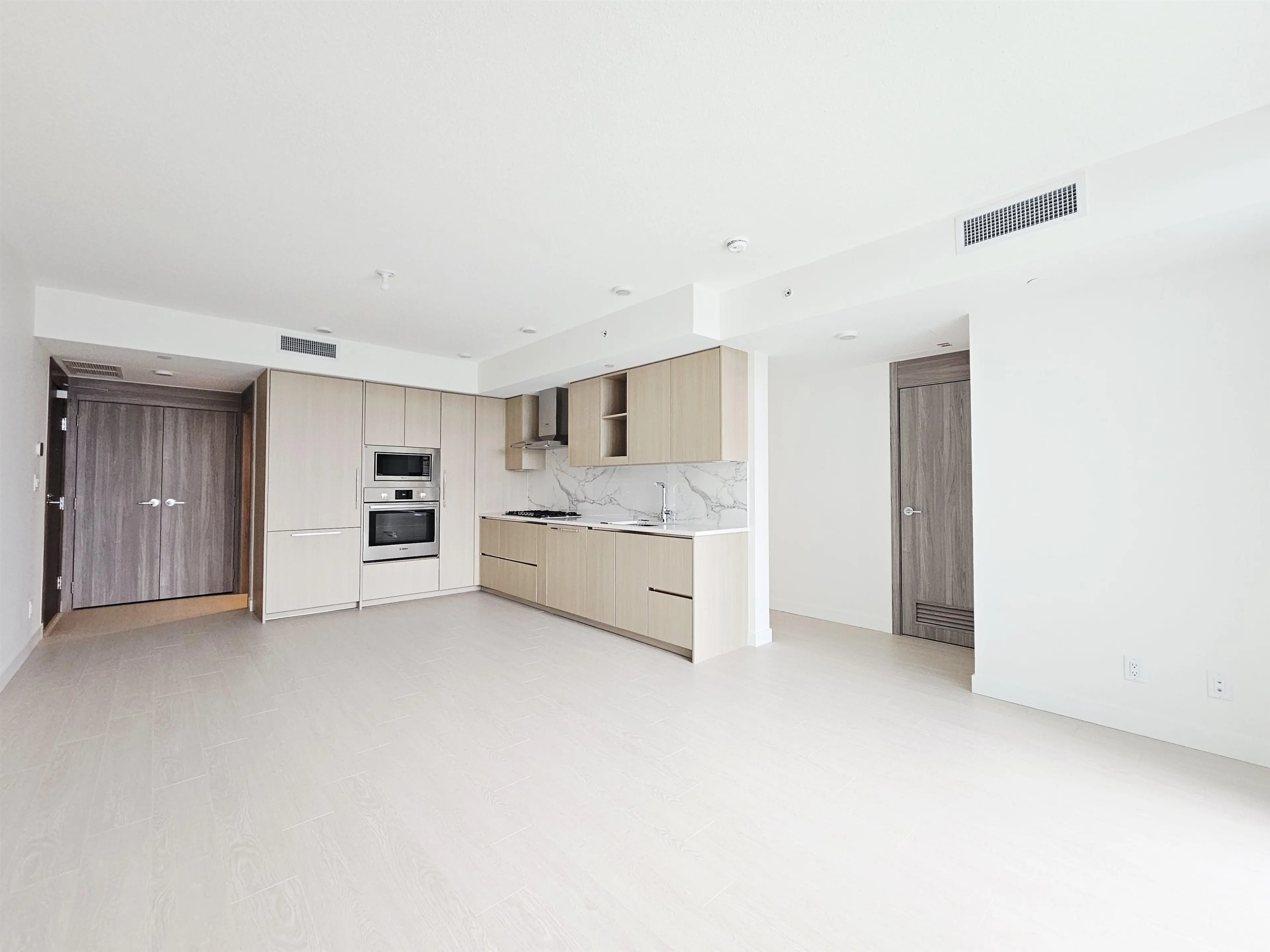 Property at #2709 13768 100 AVENUE, Surrey, BC