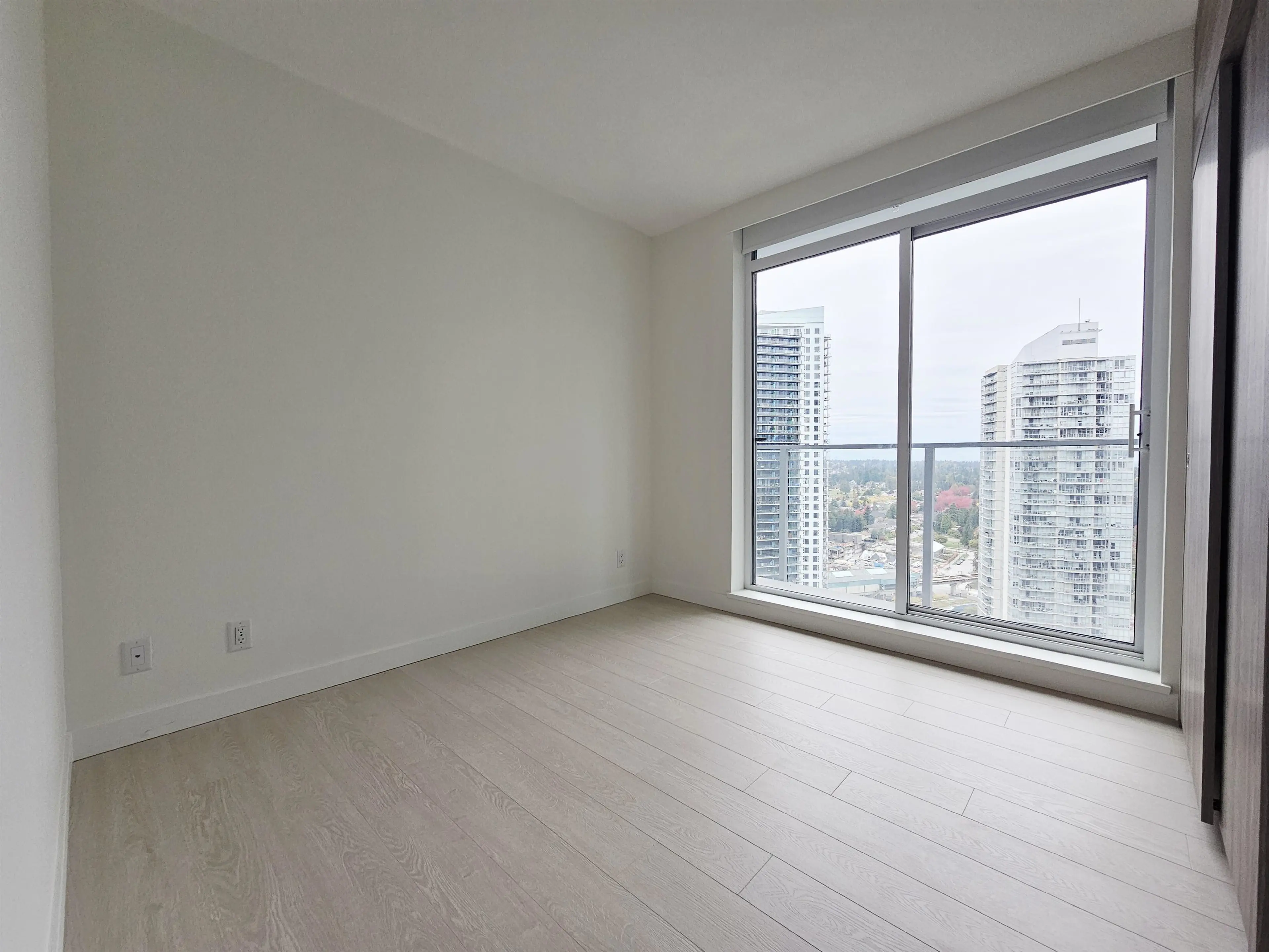 Property at #2709 13768 100 AVENUE, Surrey, BC