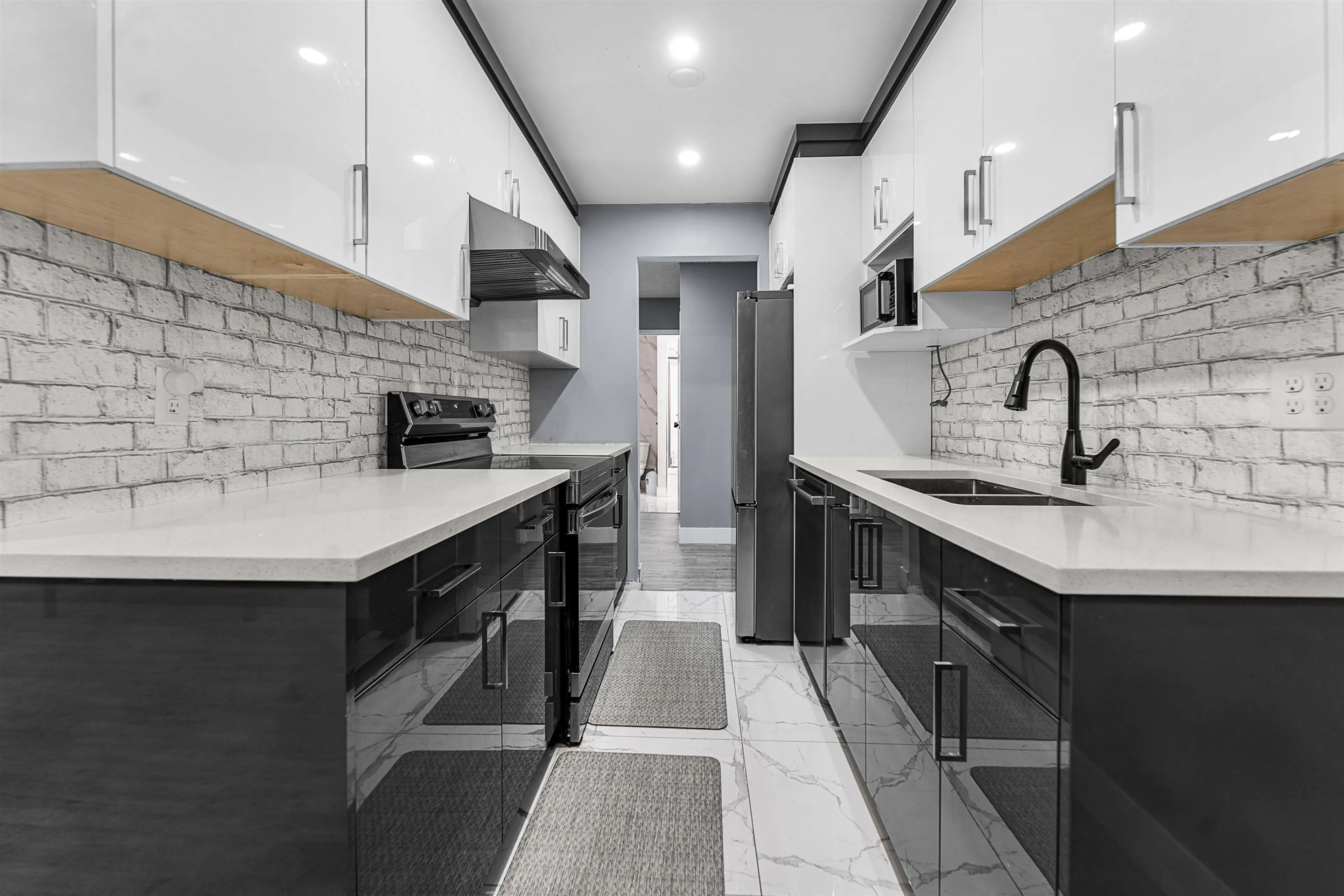 Property at #312 10061 150 STREET, Surrey, BC