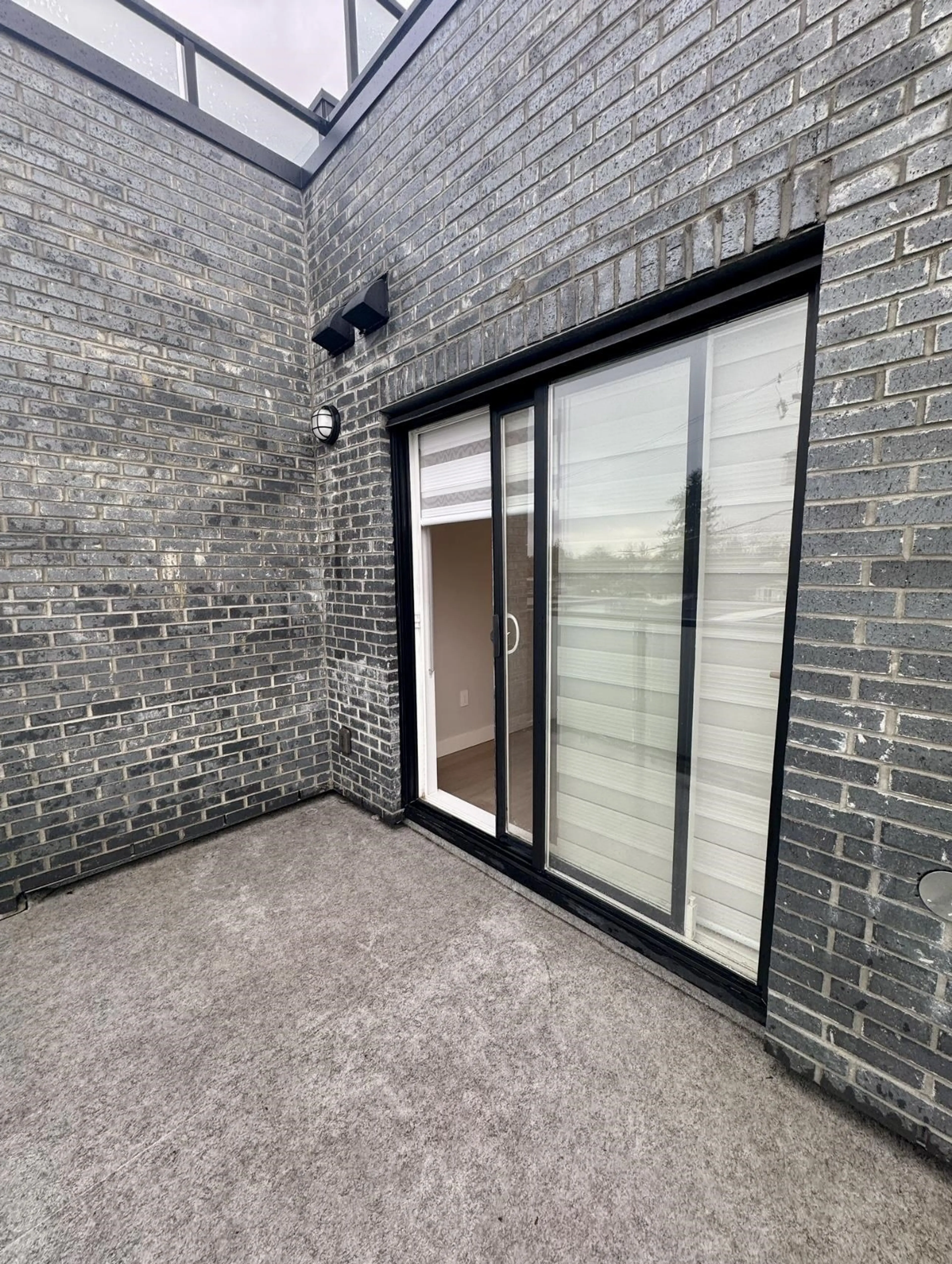 Property at #302 3050 KINGSWAY ROAD, Vancouver, BC