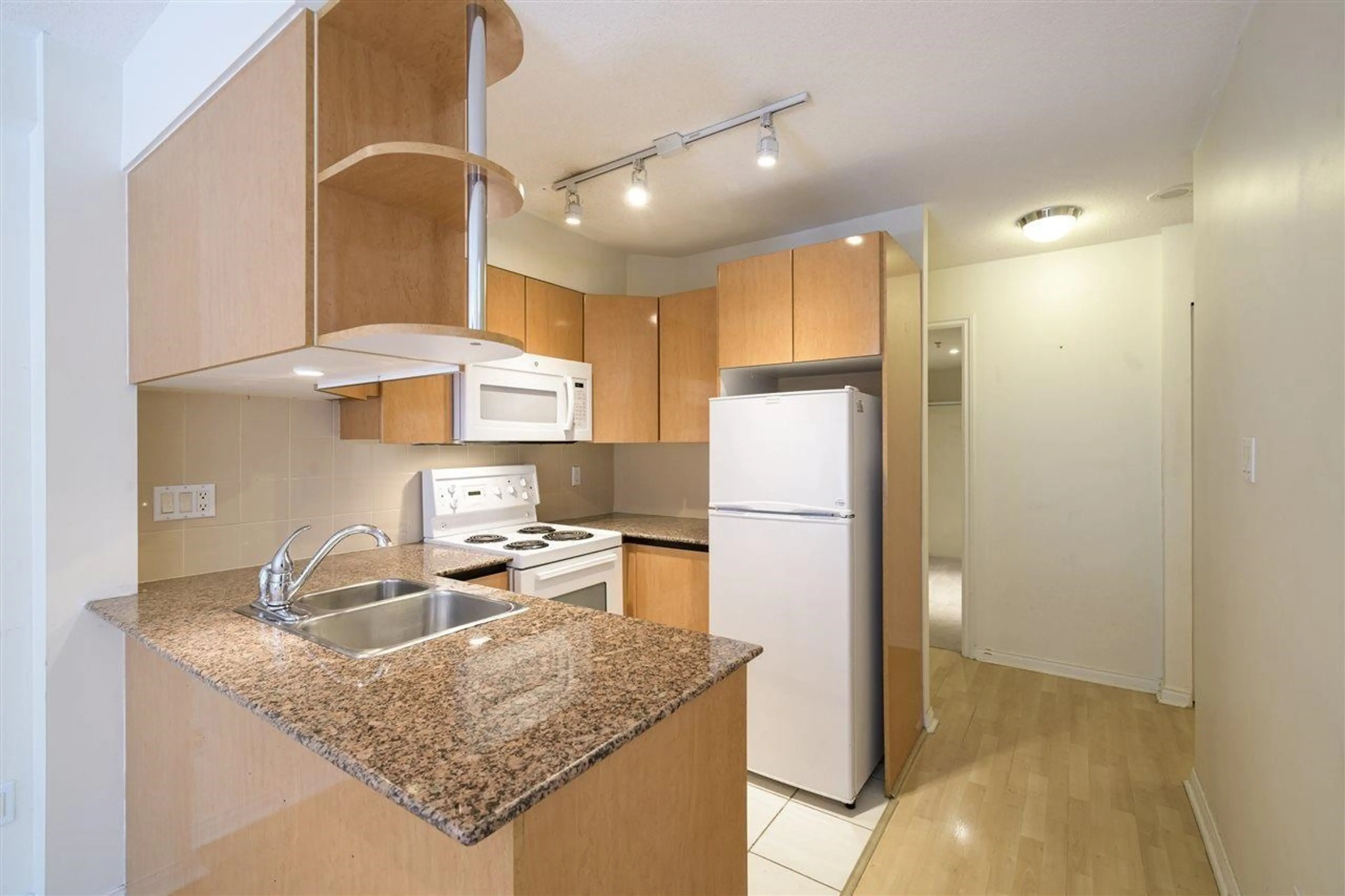 Property at #508 1189 HOWE STREET, Vancouver, BC