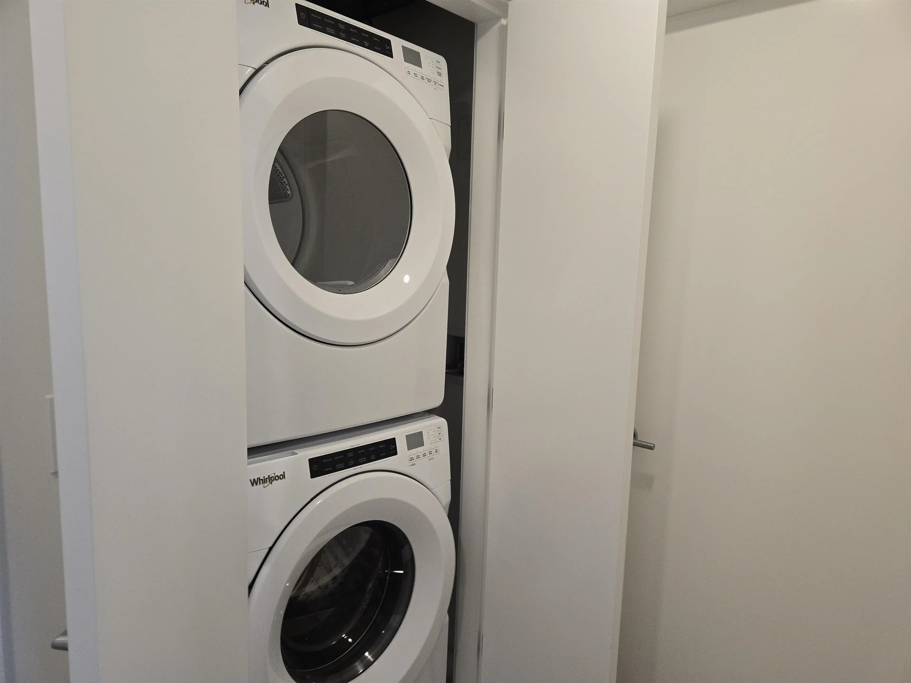 Property at #407 7769 PARK CRESCENT, Burnaby, BC