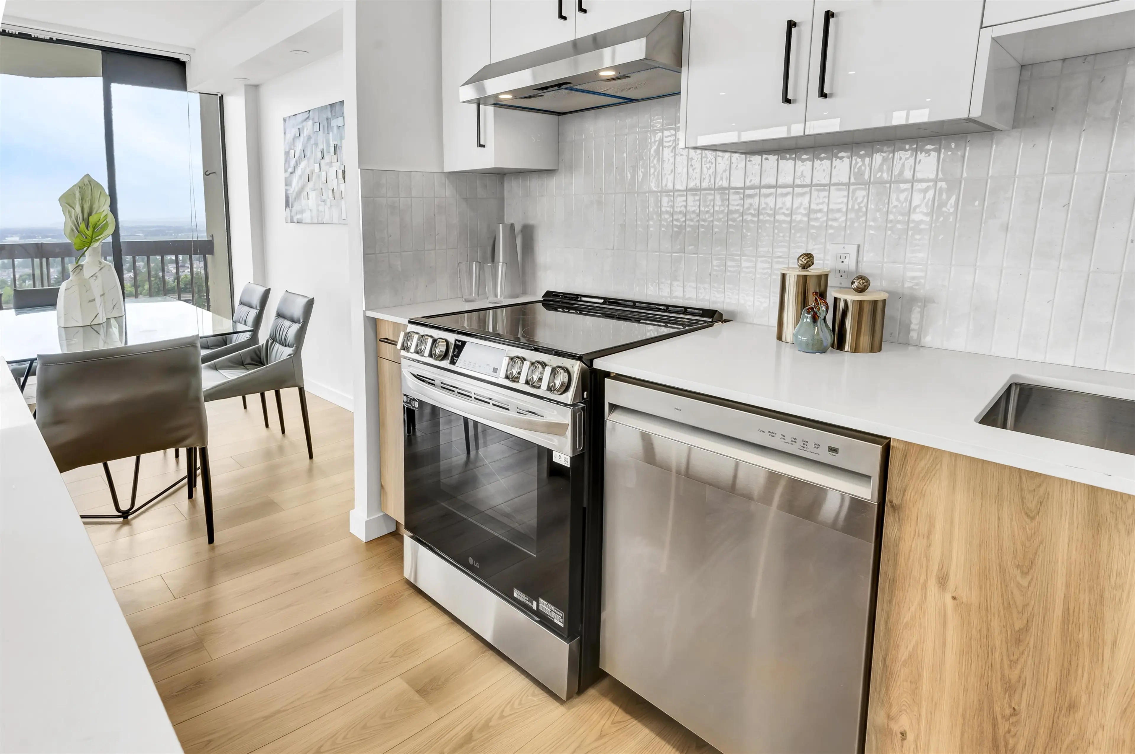 Property at #2003 6540 BURLINGTON AVENUE, Burnaby, BC