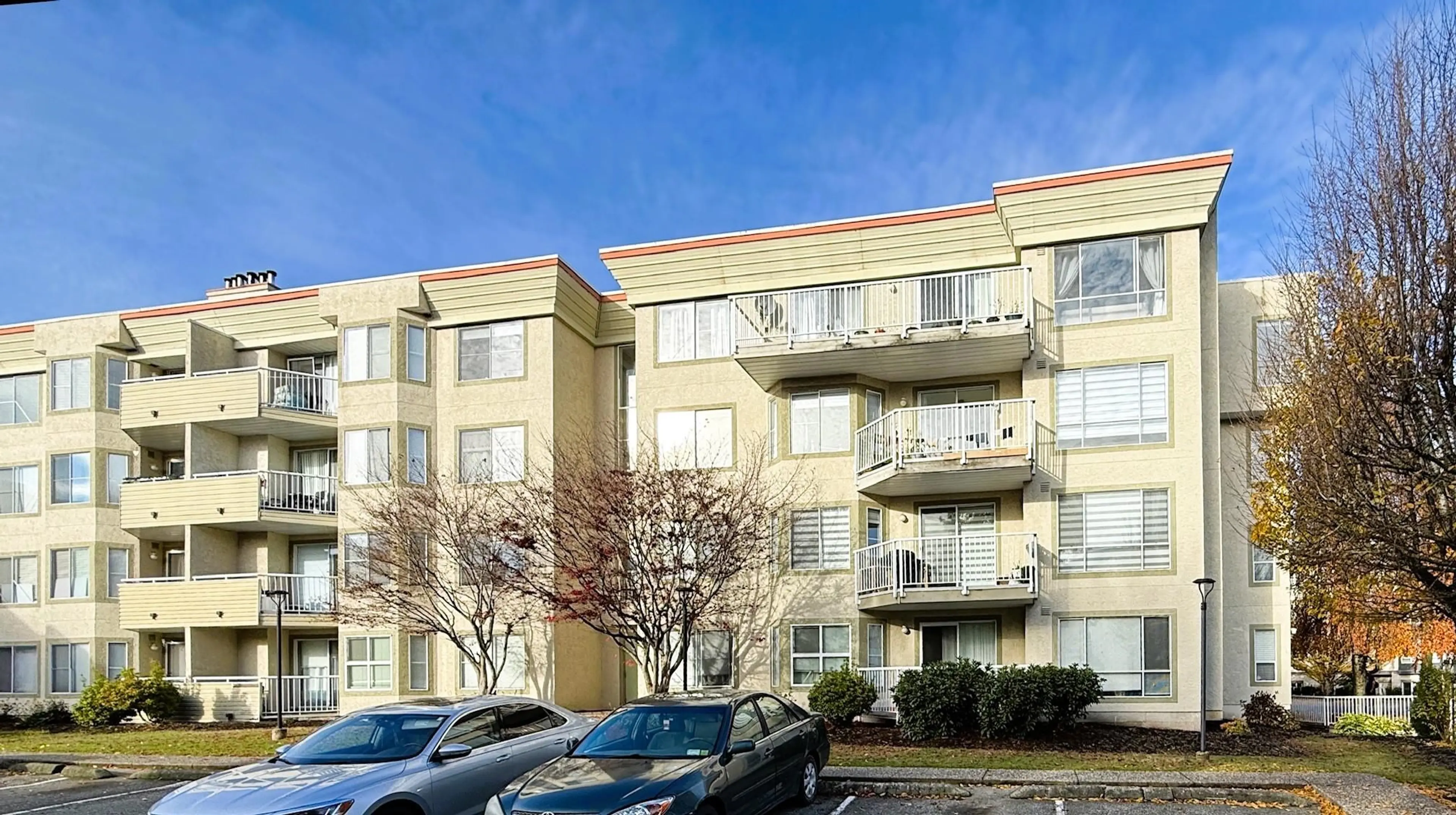 Property at #437 32830 GEORGE FERGUSON WAY, Abbotsford, BC