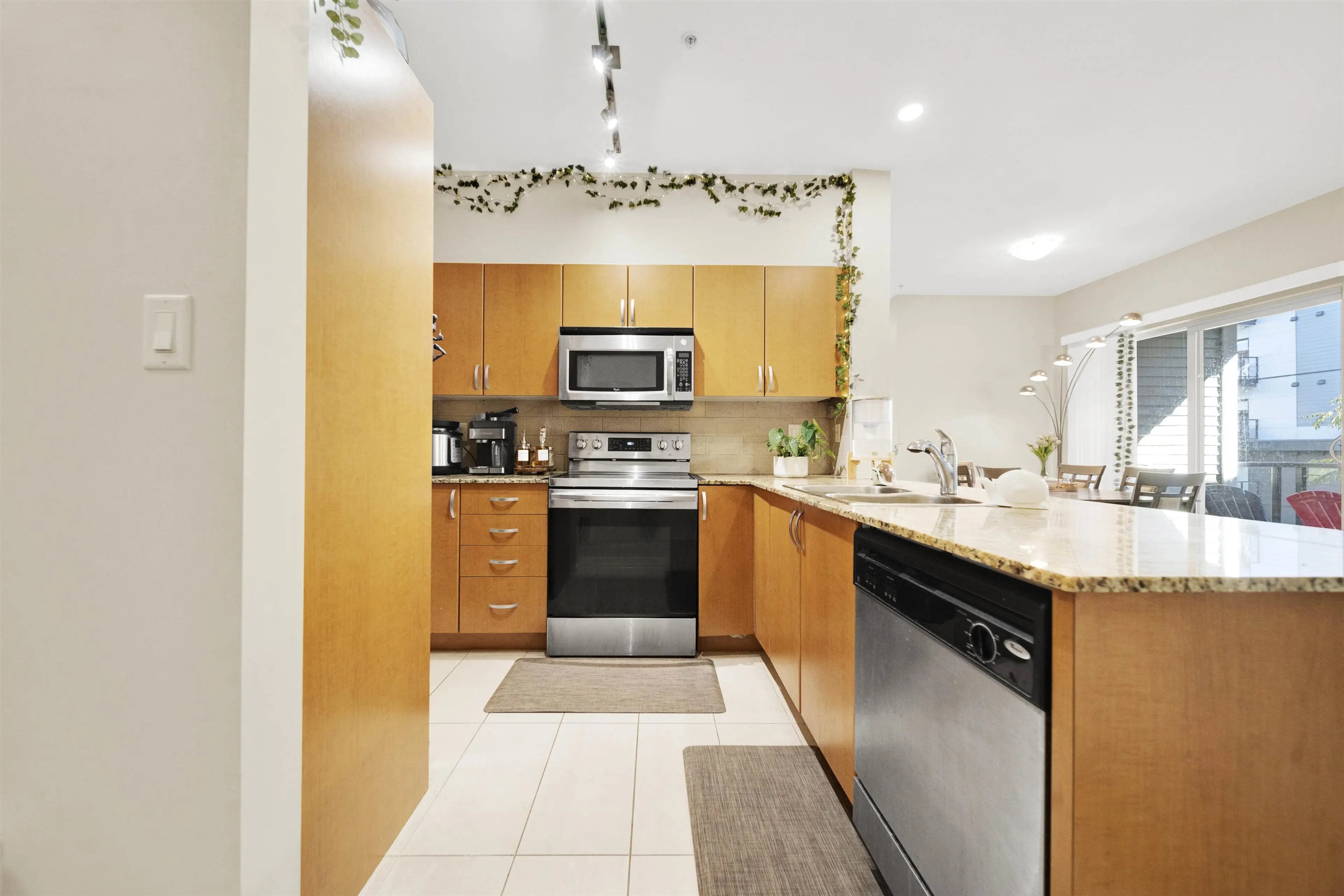 Property at #309 13789 107A AVENUE, Surrey, BC