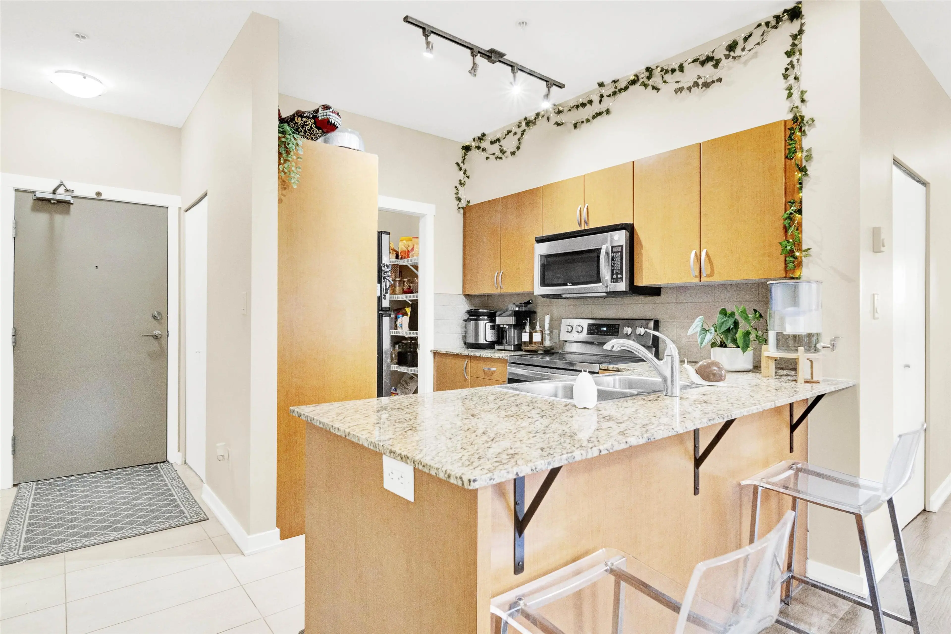 Property at #309 13789 107A AVENUE, Surrey, BC