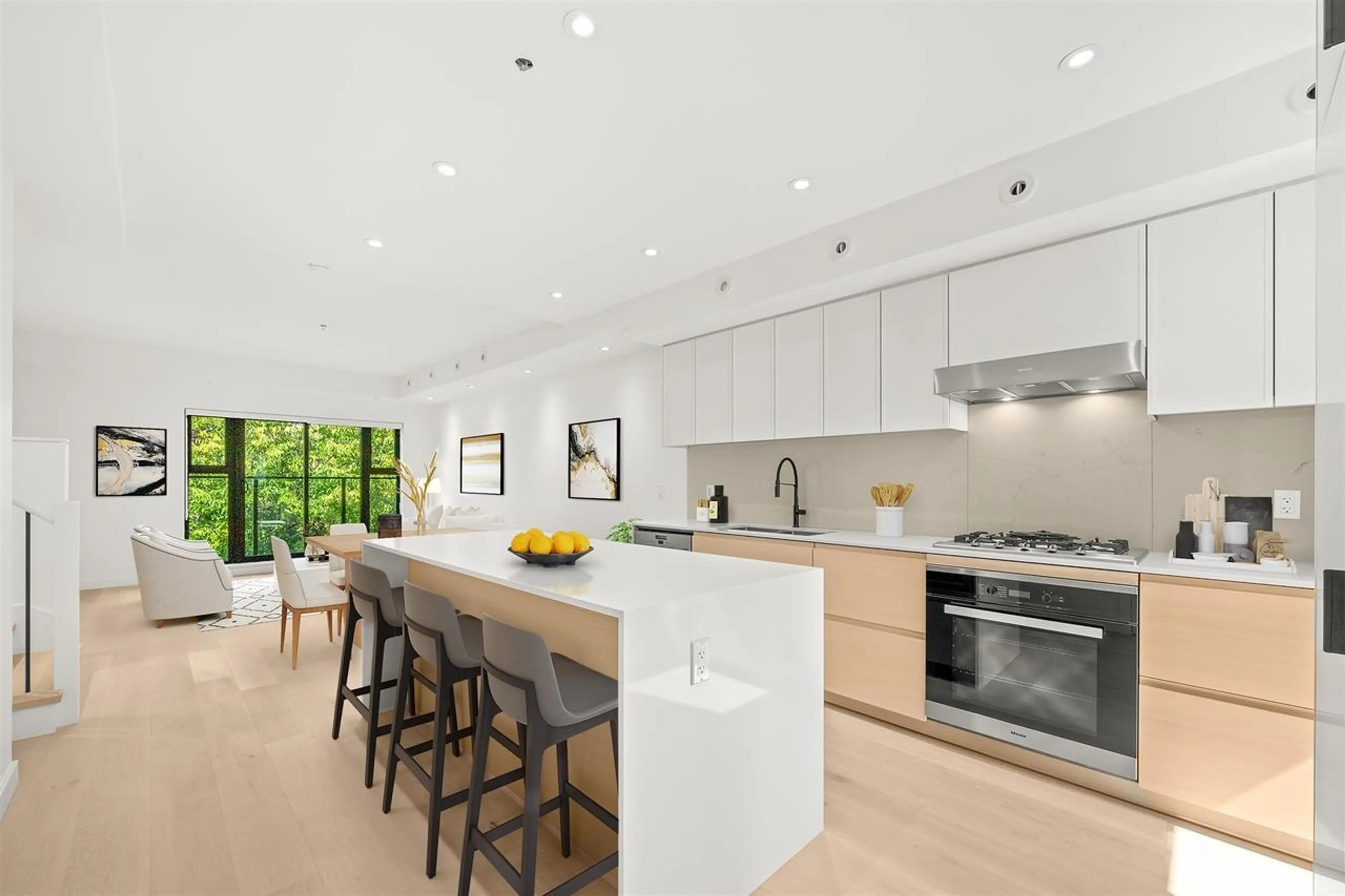 Property at #32 530 W 28TH AVENUE, Vancouver, BC