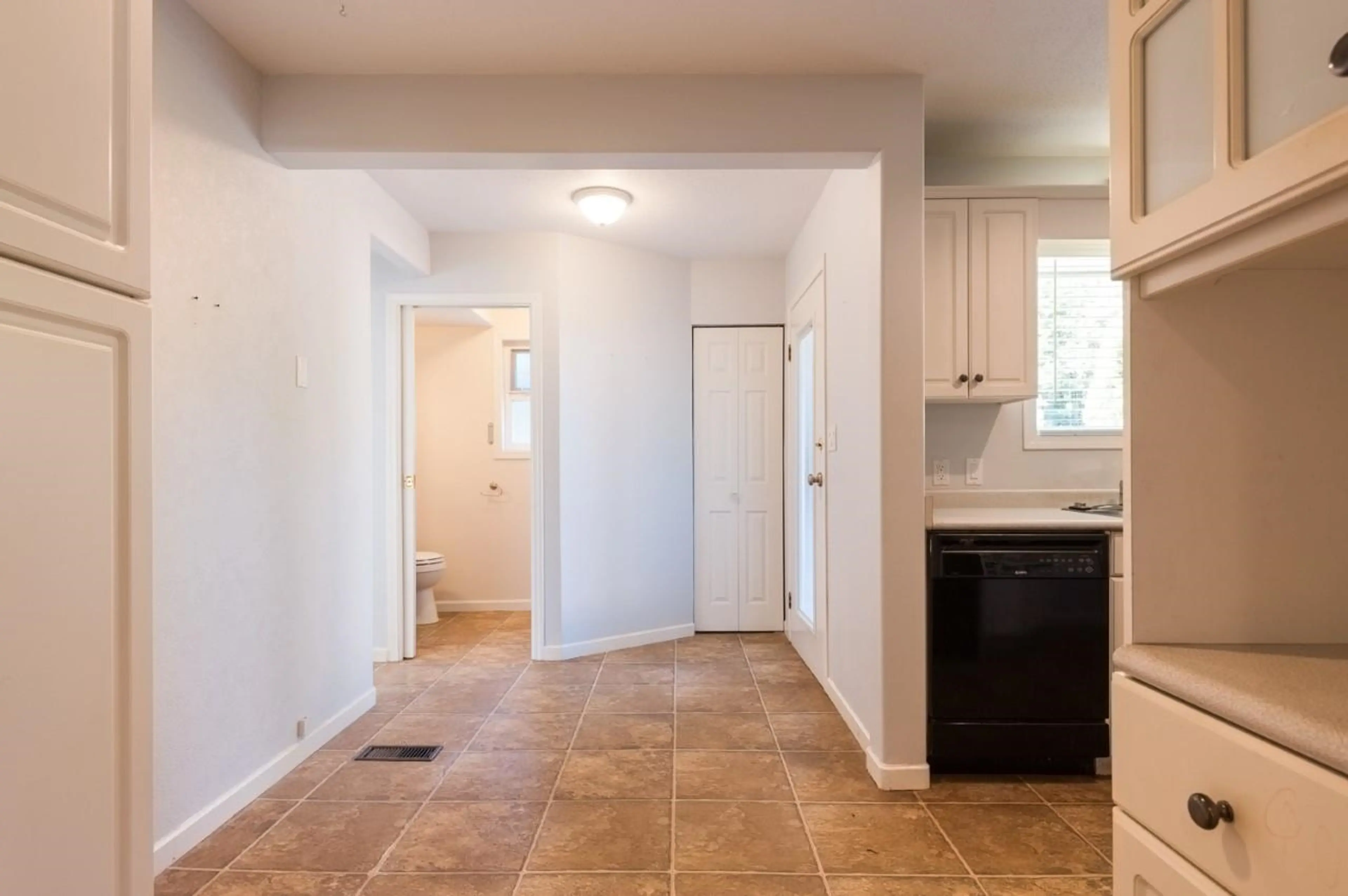 Property at 15661 ROPER AVENUE, White Rock, BC