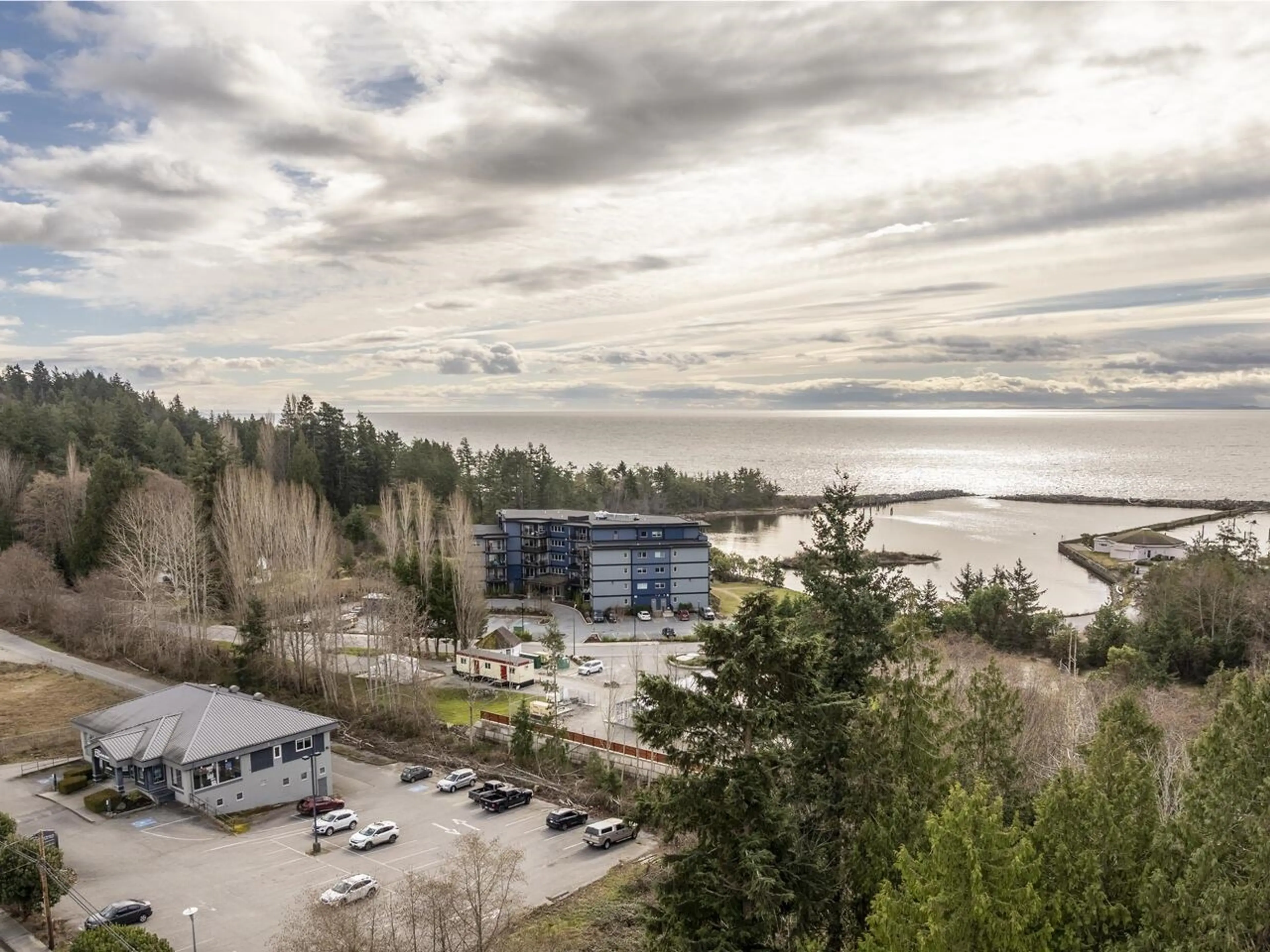 Property at 4404 SUNSHINE COAST HIGHWAY, Sechelt, BC