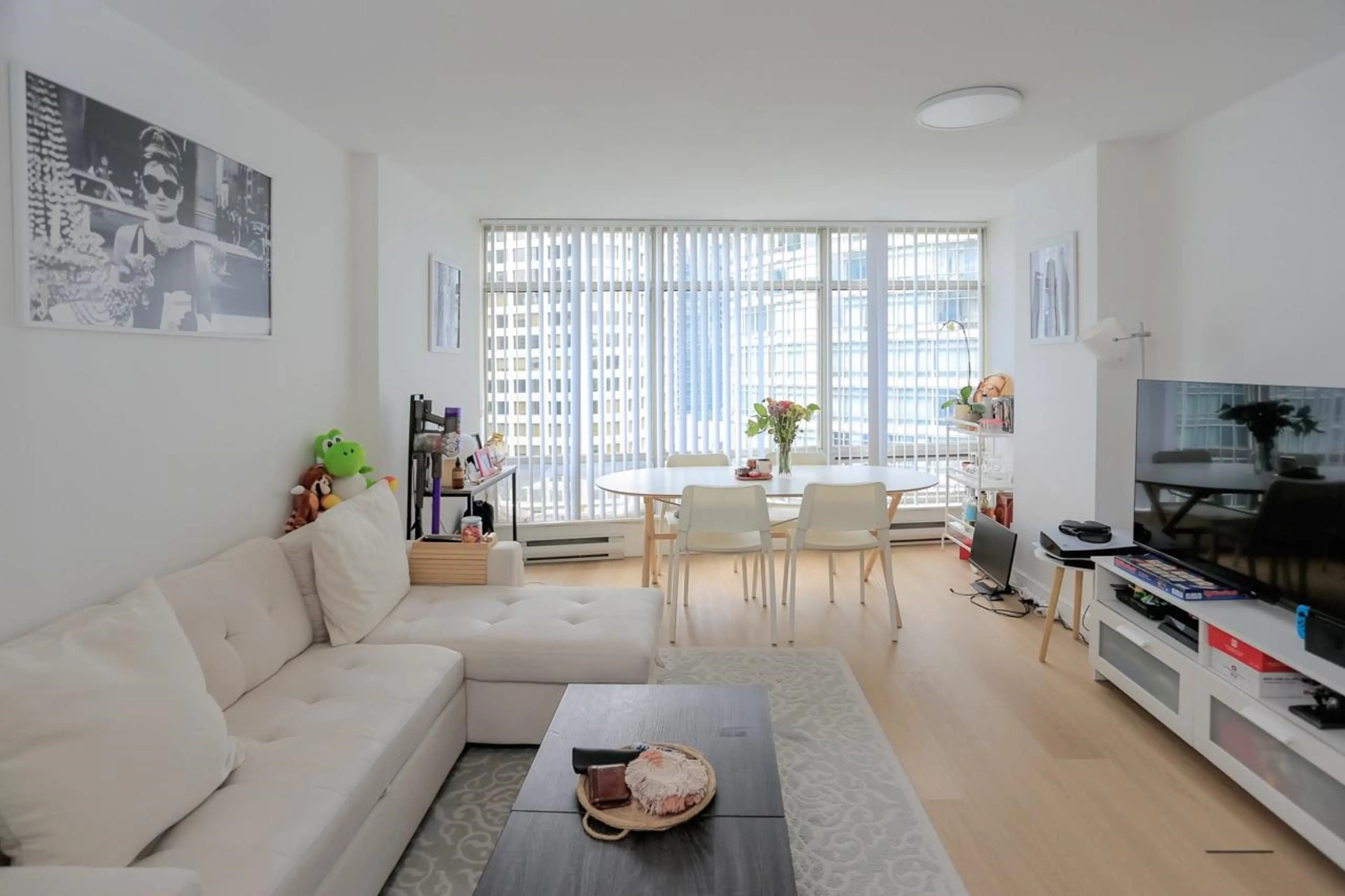 Property at #1301 1288 ALBERNI STREET, Vancouver, BC