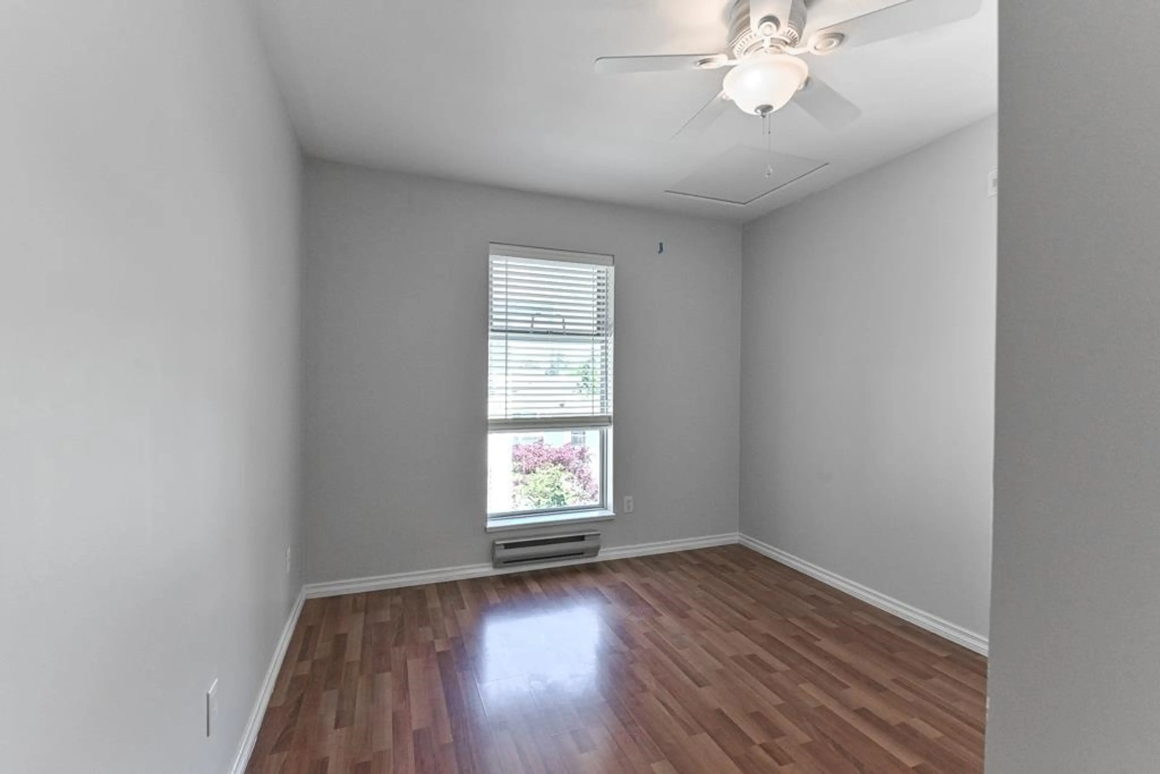 Property at #320 13911 70 AVENUE, Surrey, BC