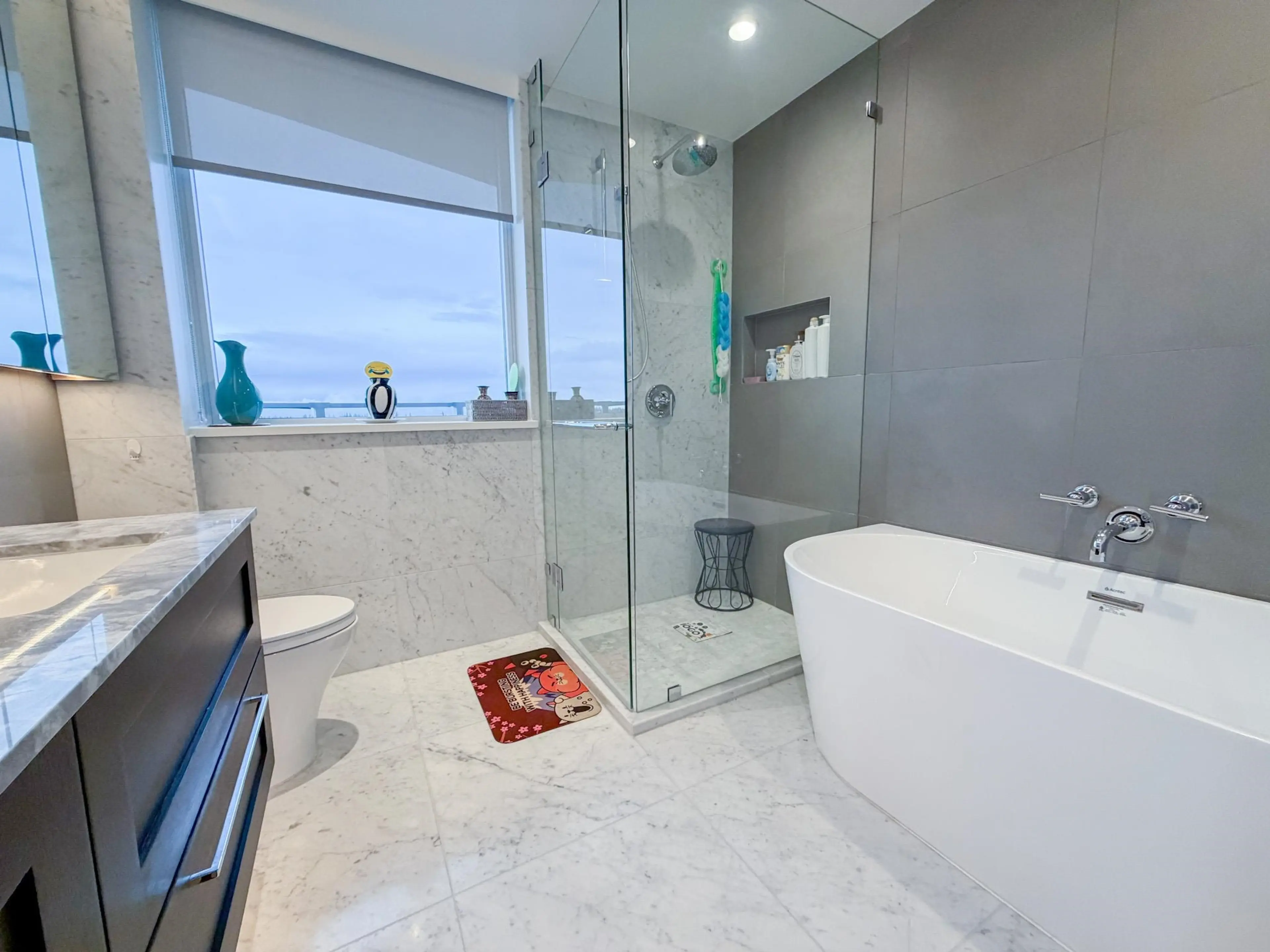 Property at #1503 1500 MARTIN STREET, White Rock, BC