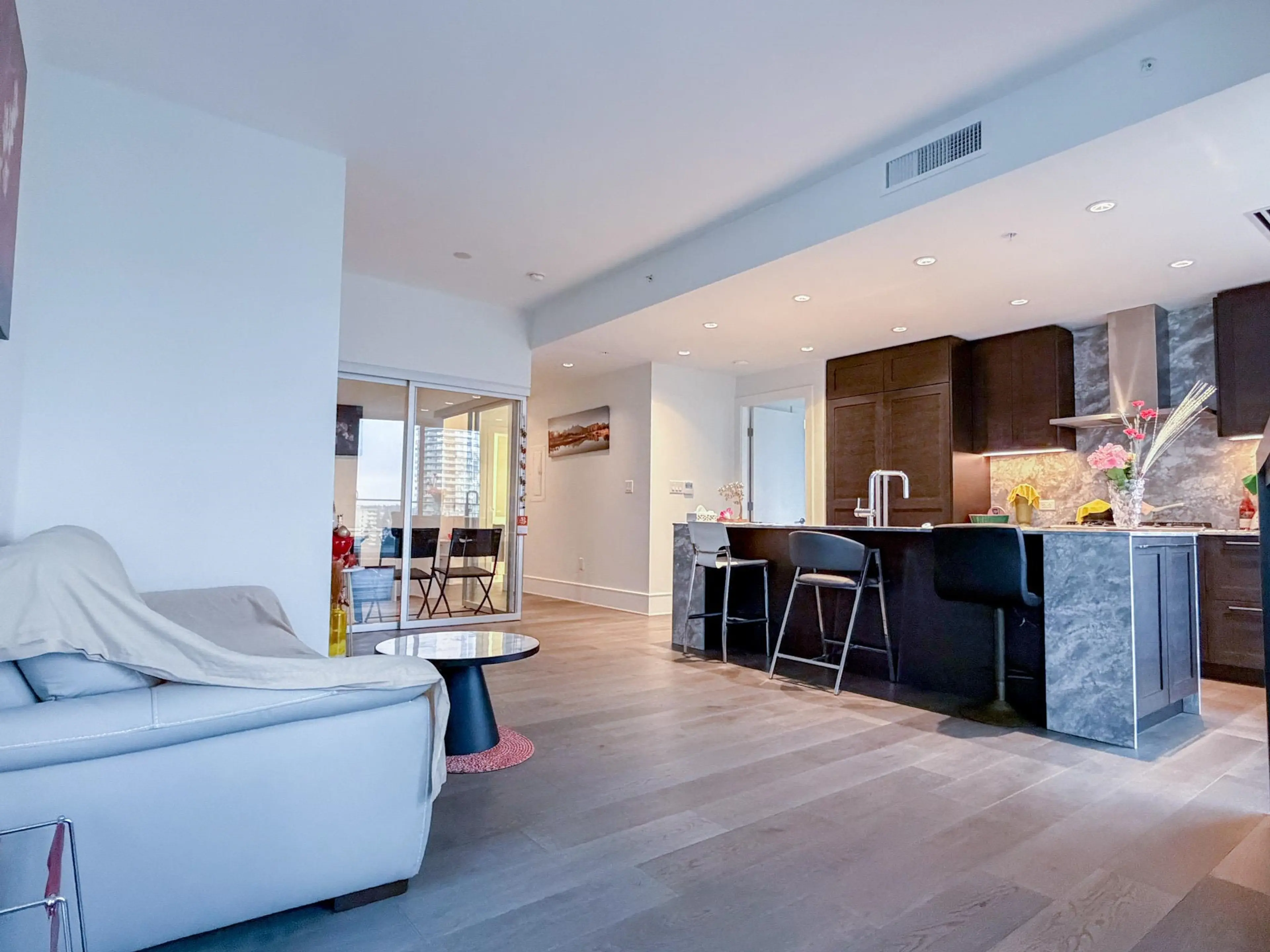 Property at #1503 1500 MARTIN STREET, White Rock, BC