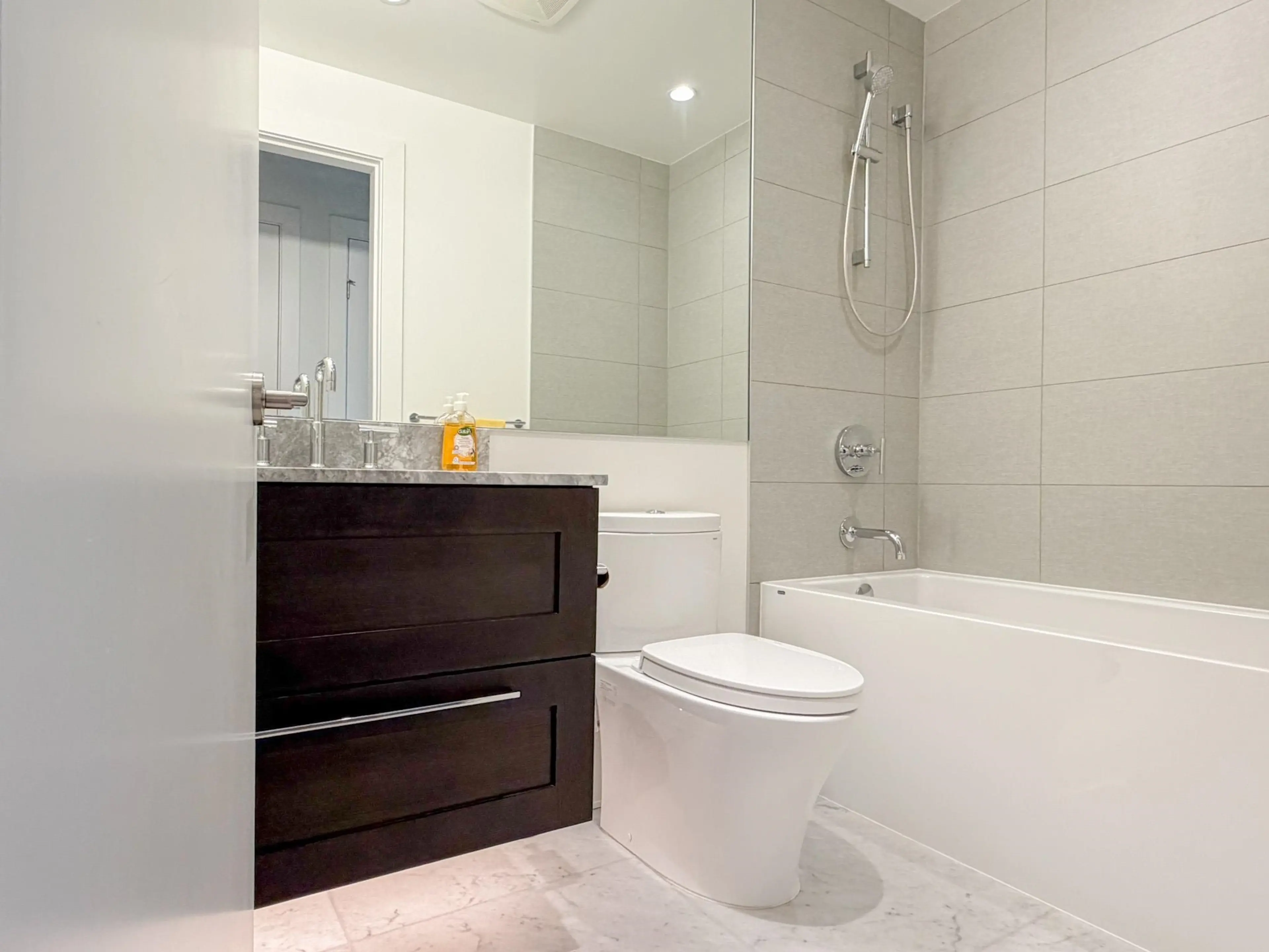 Property at #1503 1500 MARTIN STREET, White Rock, BC